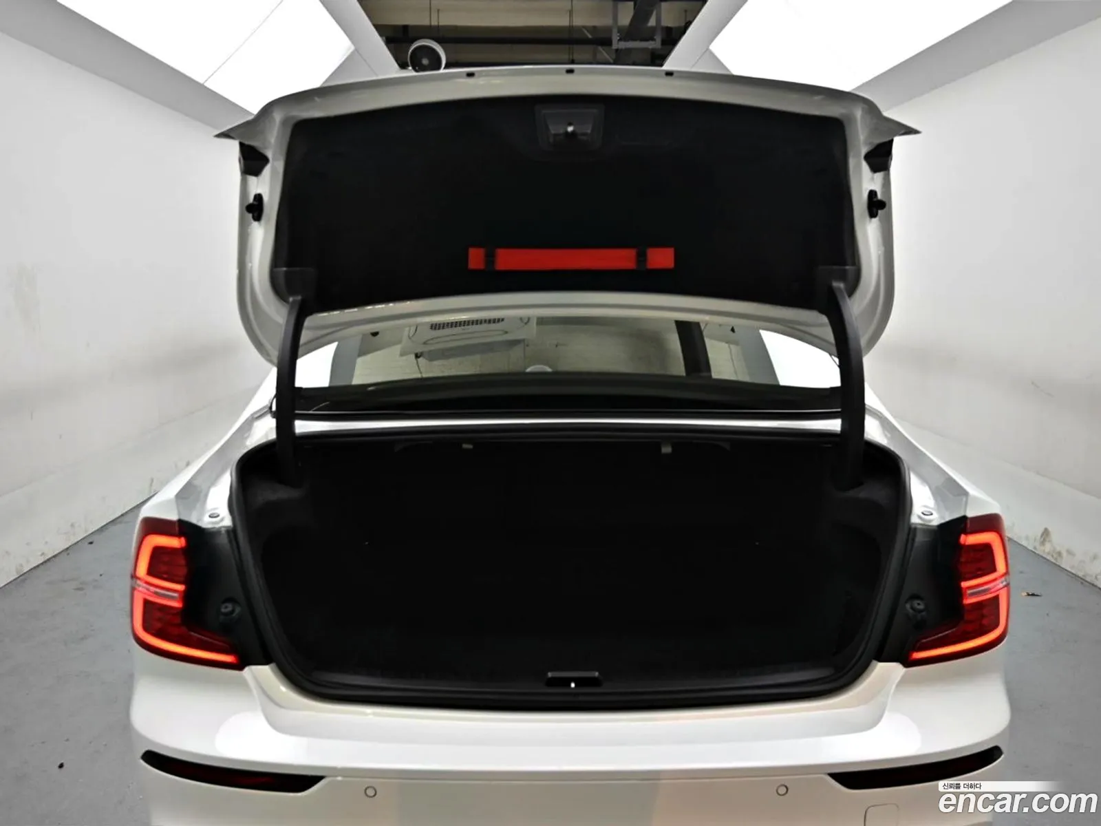Volvo S60 2024 7JRZSL128RG301267 — 4