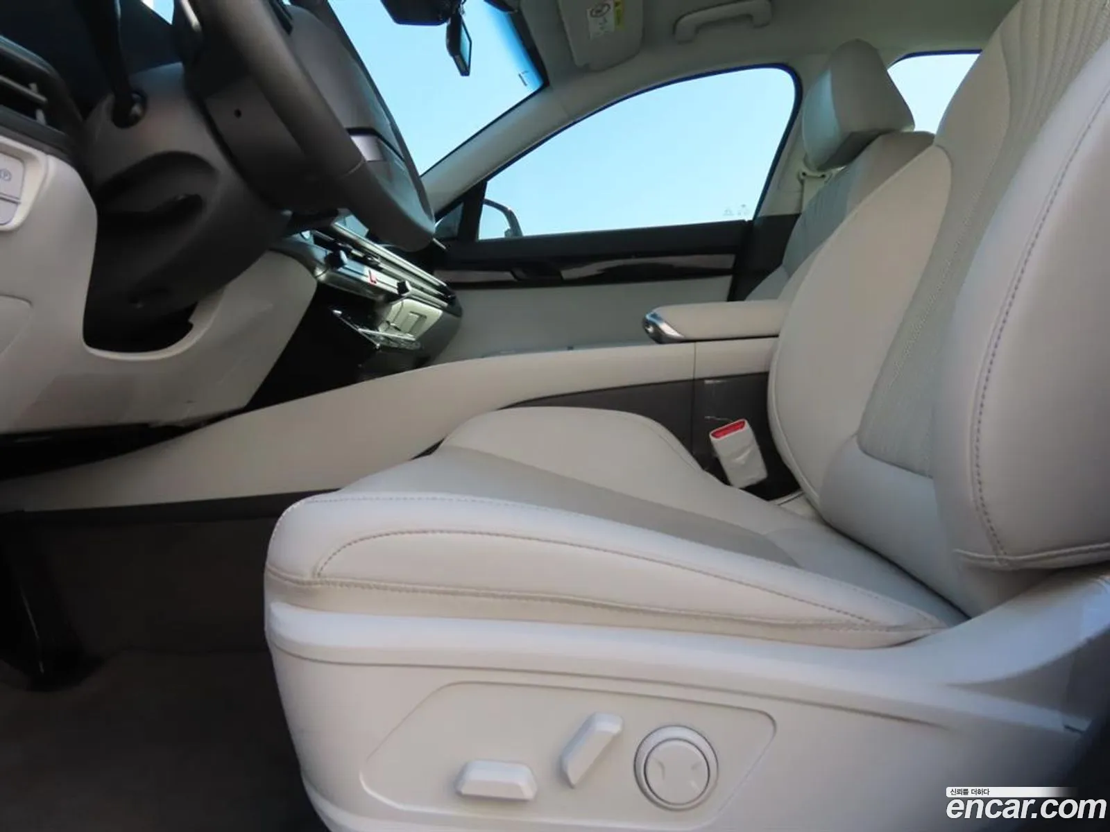Hyundai Grandeur 2023 — 10