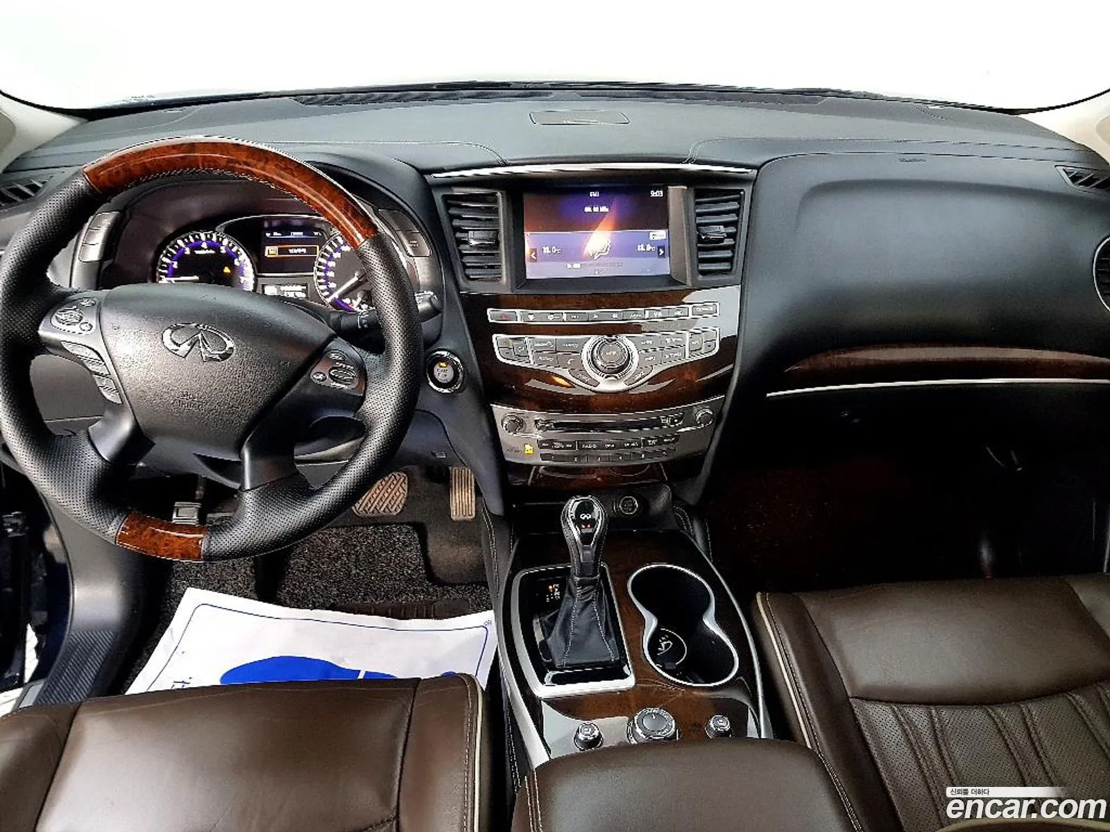 Infiniti QX60 2017 — 17