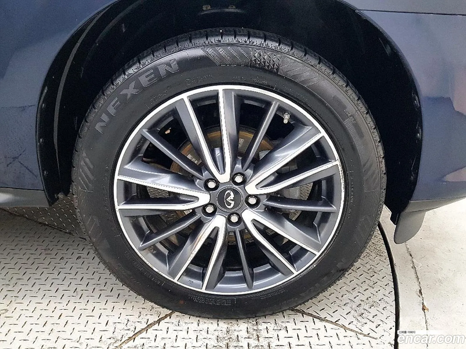 Infiniti QX60 2017 — 18