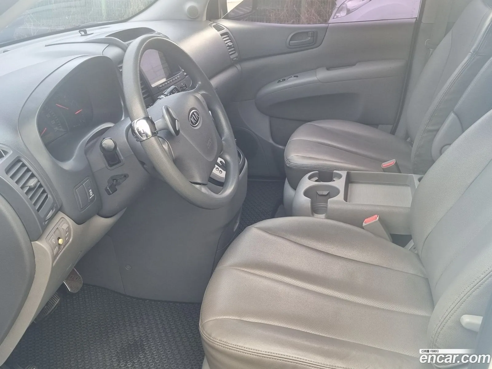 Kia Grand Carnival 2008 — 17