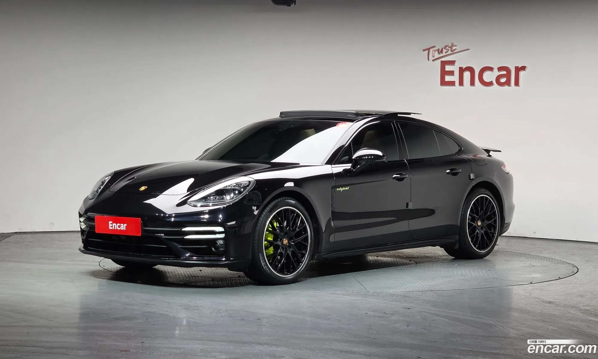 Porsche Panamera 2021 — 11