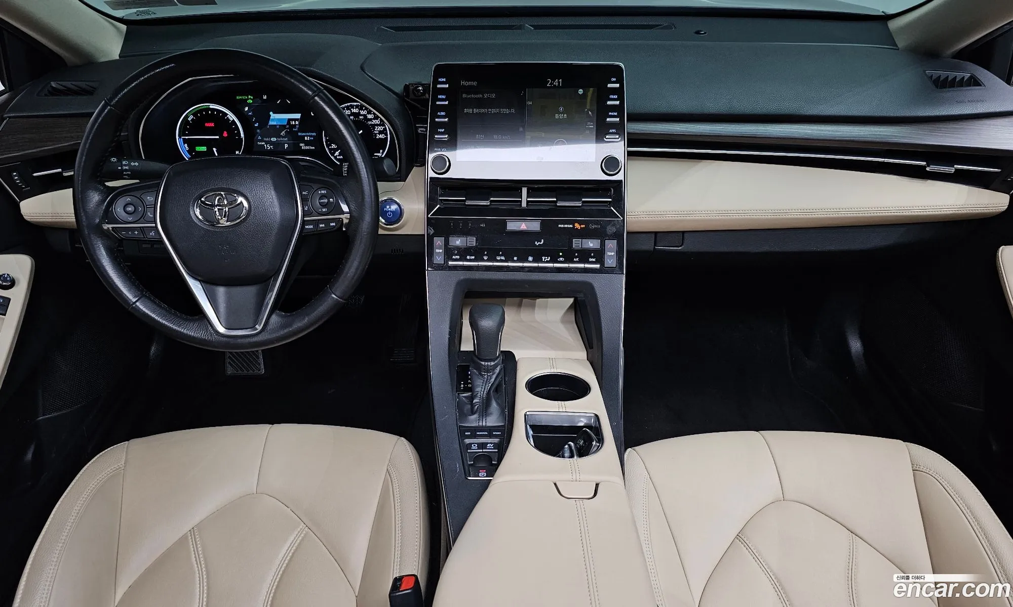 Toyota Avalon 2019 — 17
