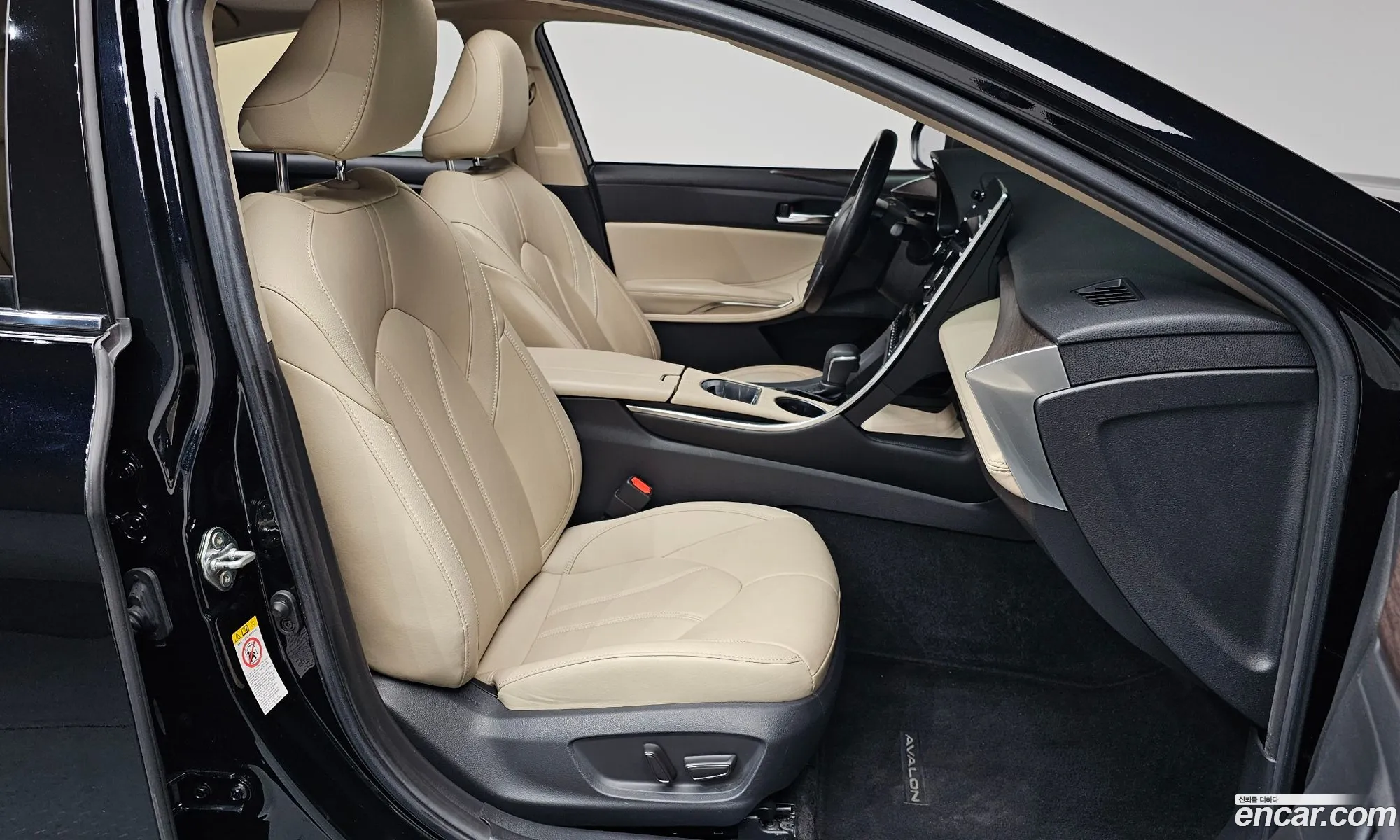 Toyota Avalon 2019 — 4