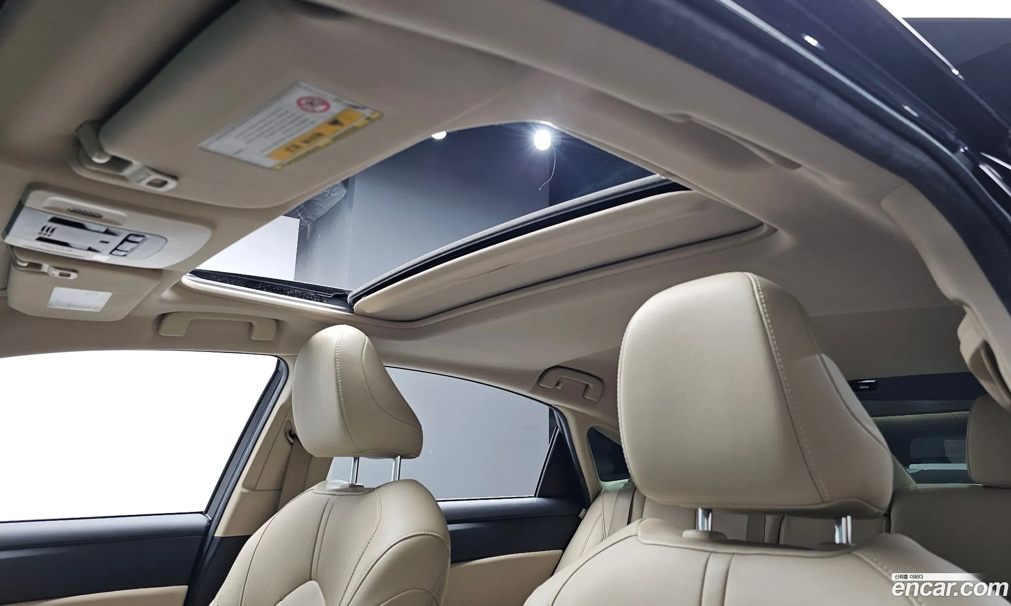 Toyota Avalon 2019 — 16