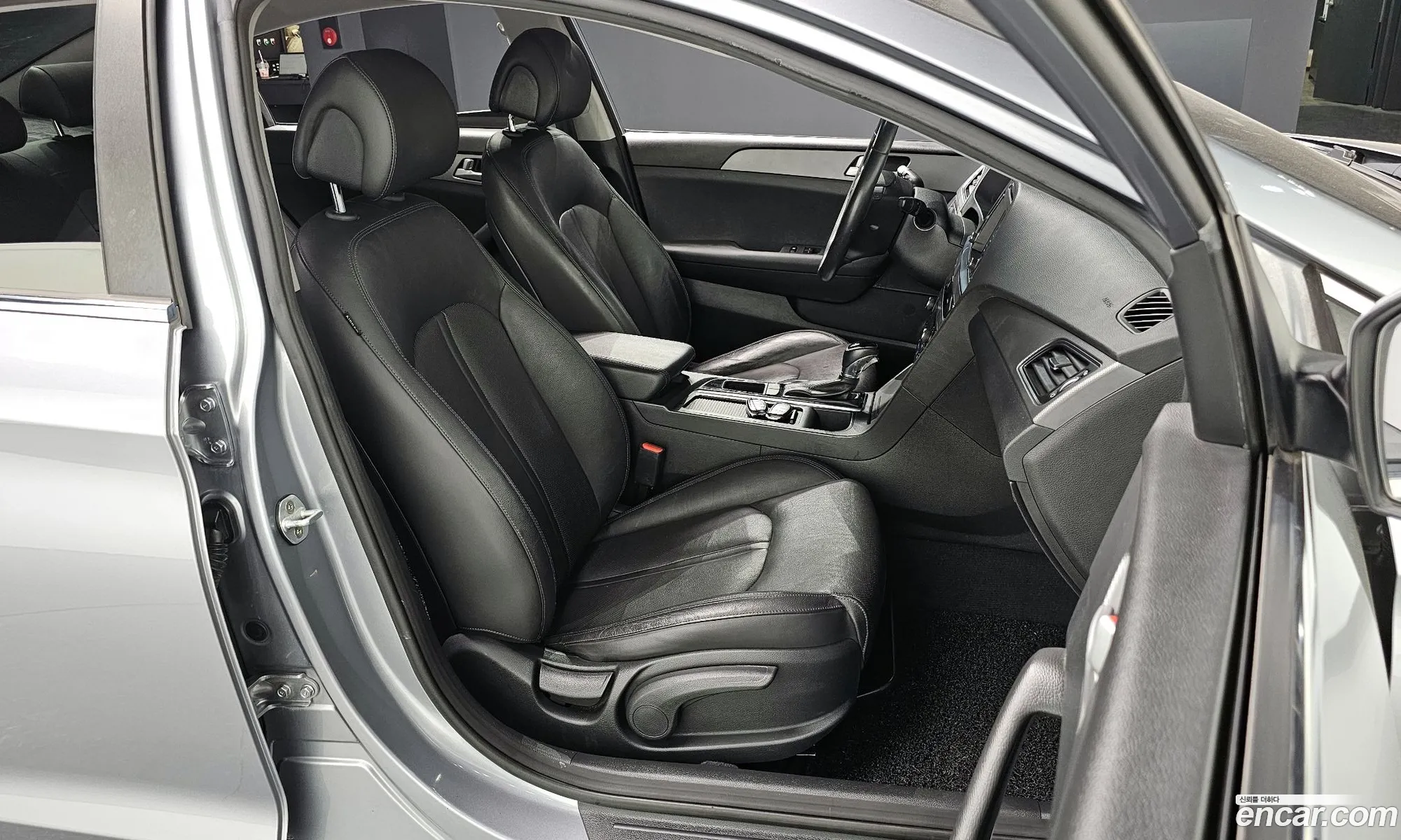Hyundai LF Sonata 2014 — 3