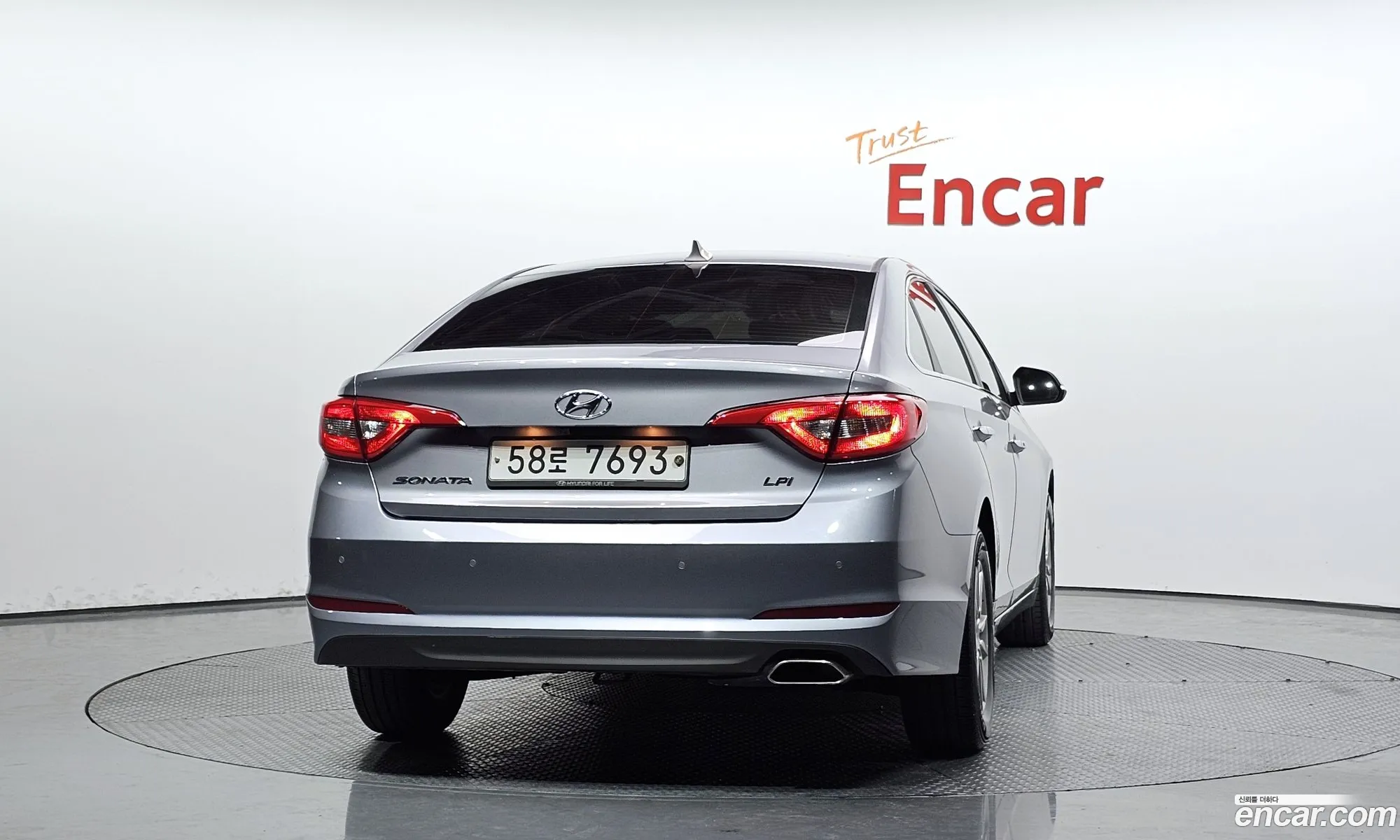 Hyundai LF Sonata 2014 — 14