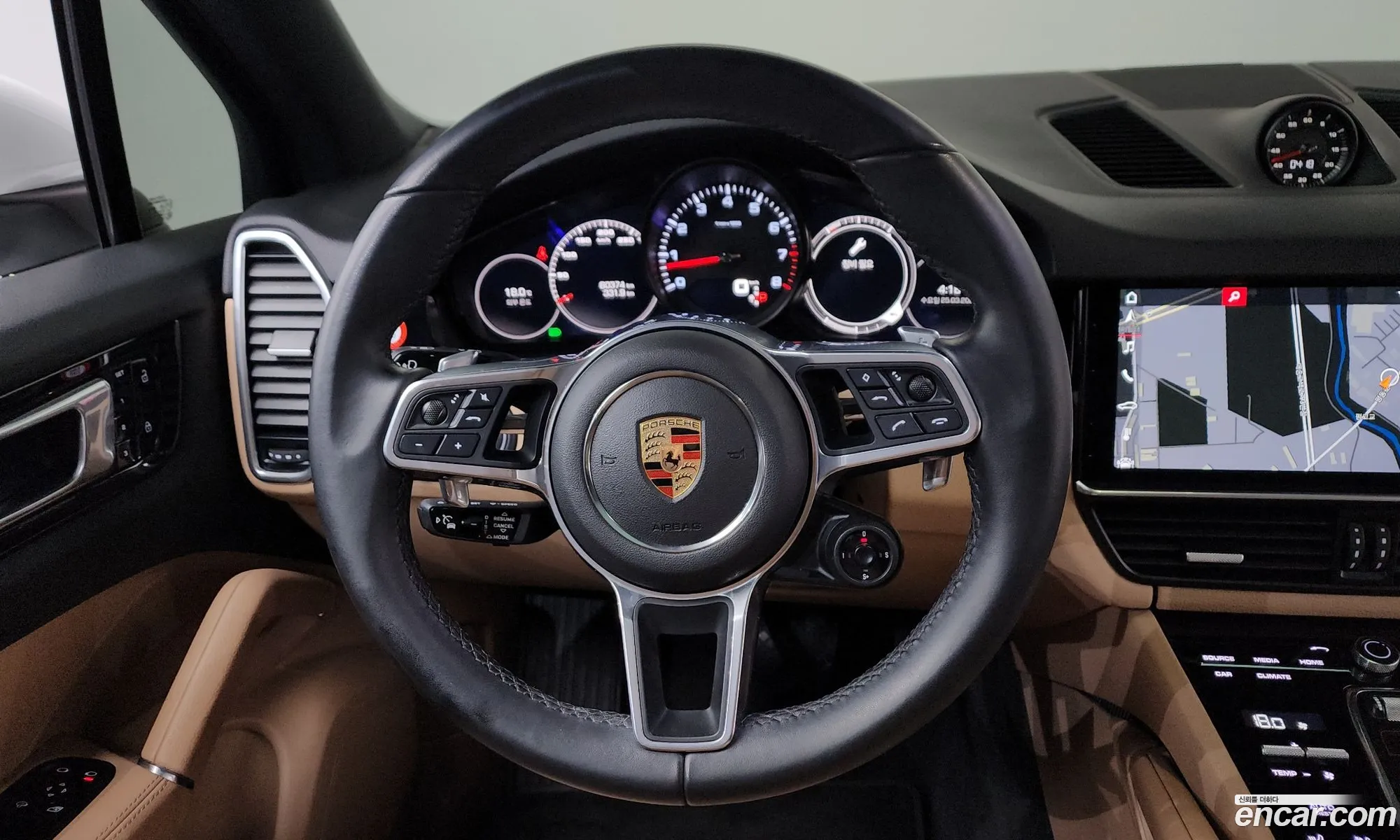 Porsche Cayenne 2019 WP1AA29Y7KDA37613 — 18