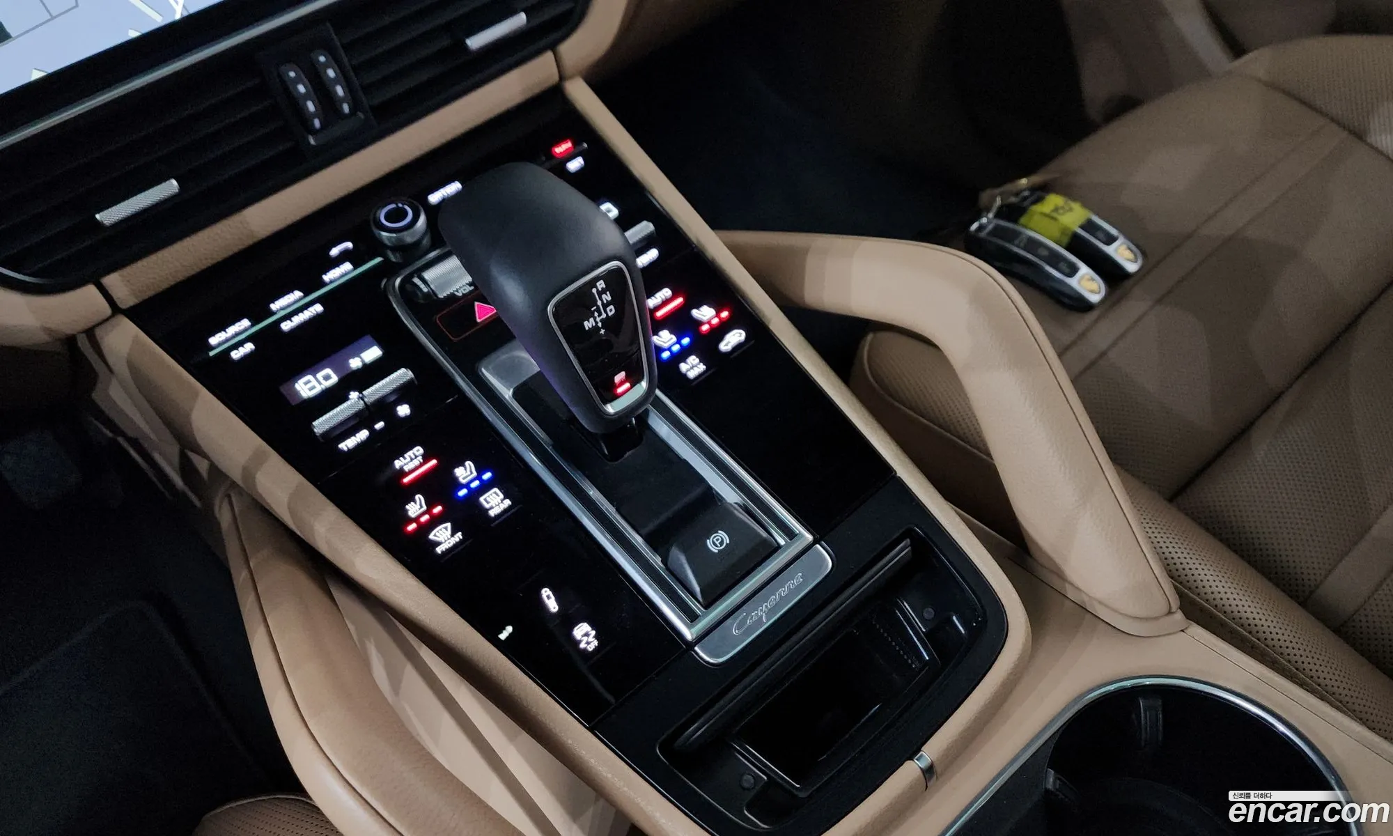 Porsche Cayenne 2019 WP1AA29Y7KDA37613 — 14