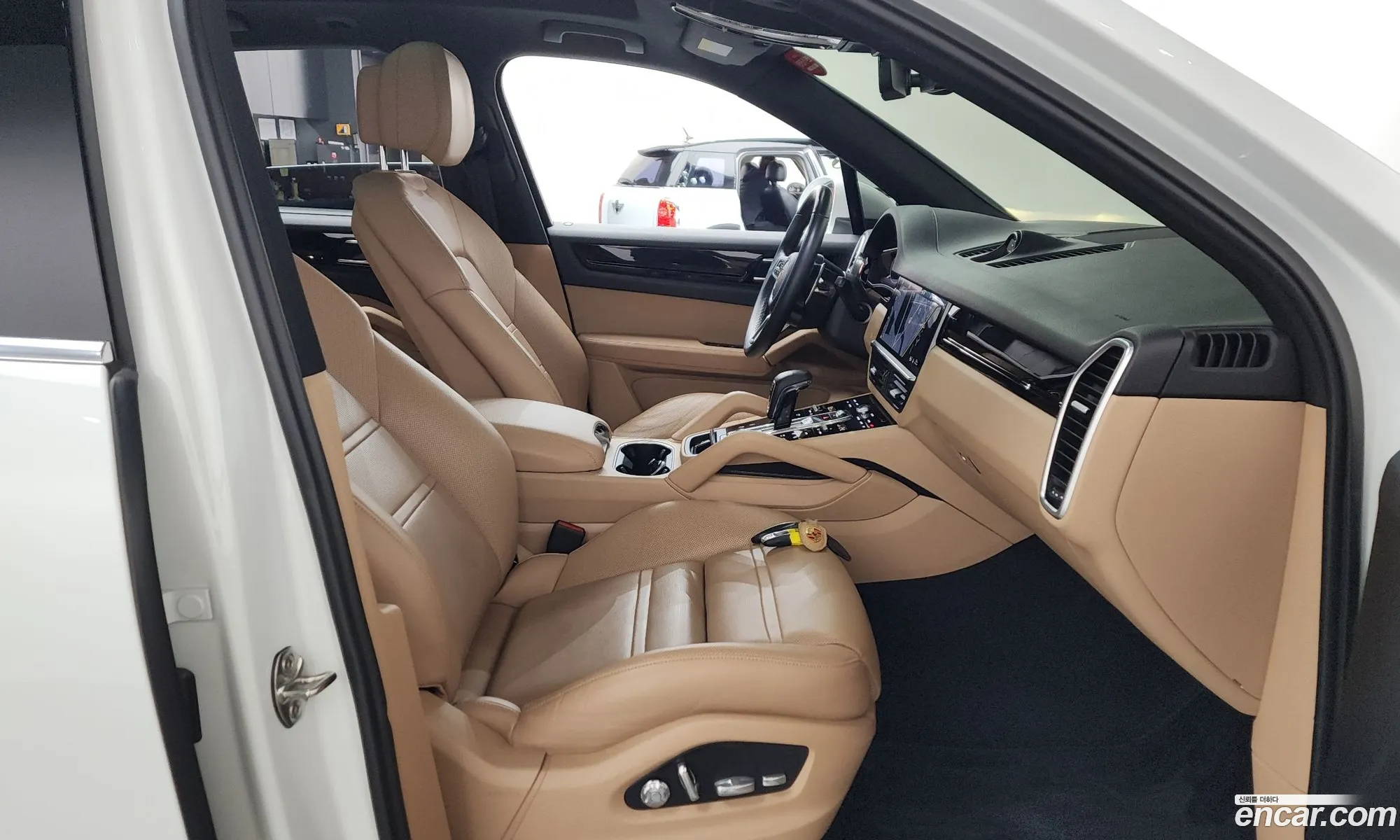 Porsche Cayenne 2019 WP1AA29Y7KDA37613 — 15