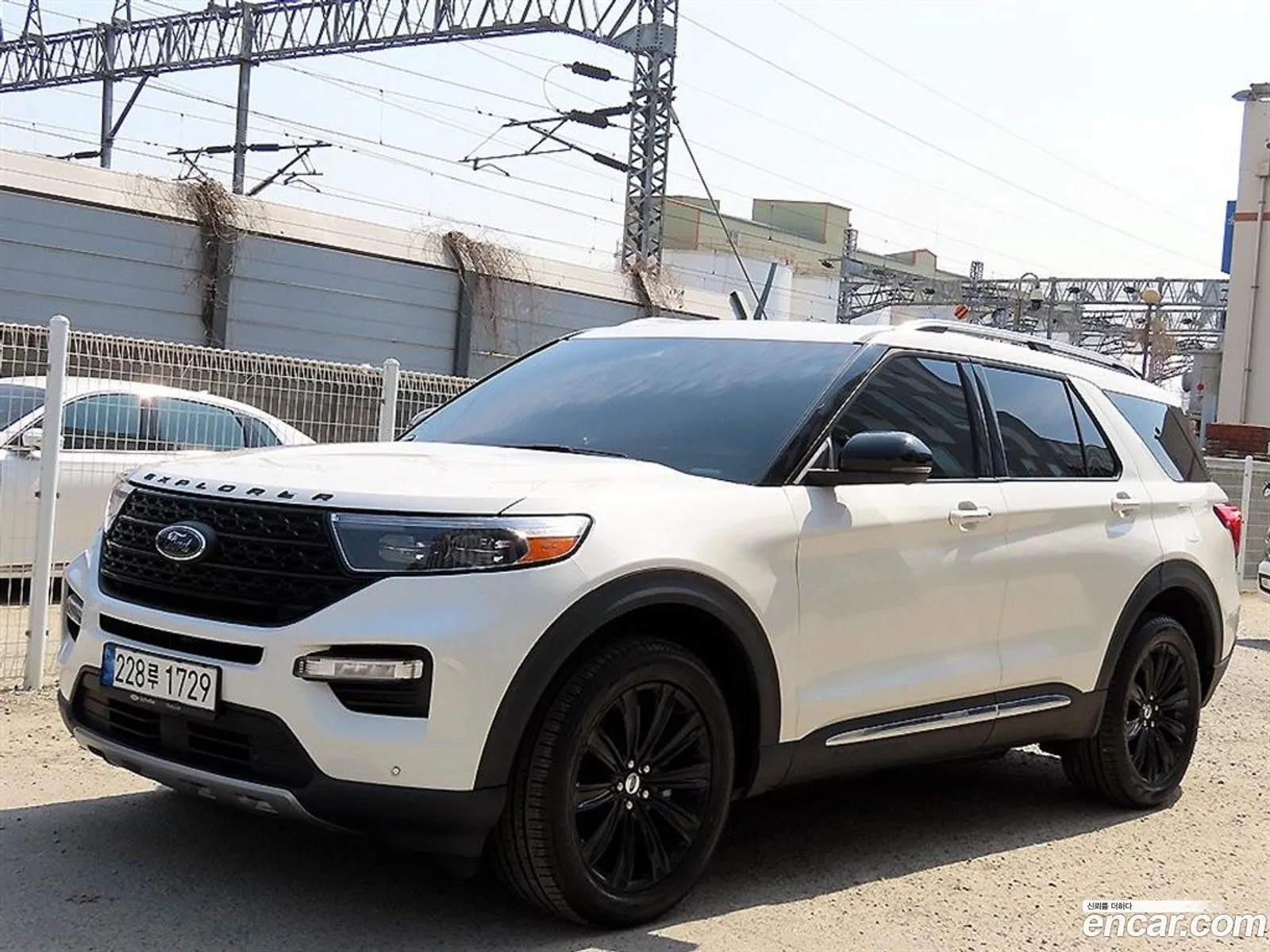 Ford Explorer 6th Gen 2022 — 10