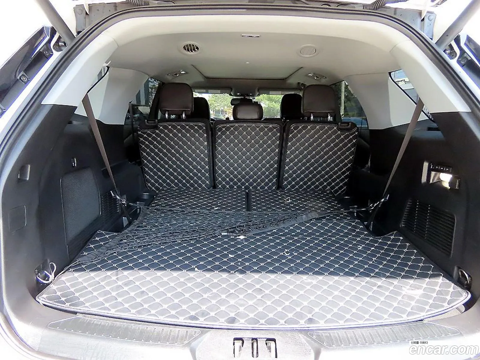 Ford Explorer 6th Gen 2022 — 15