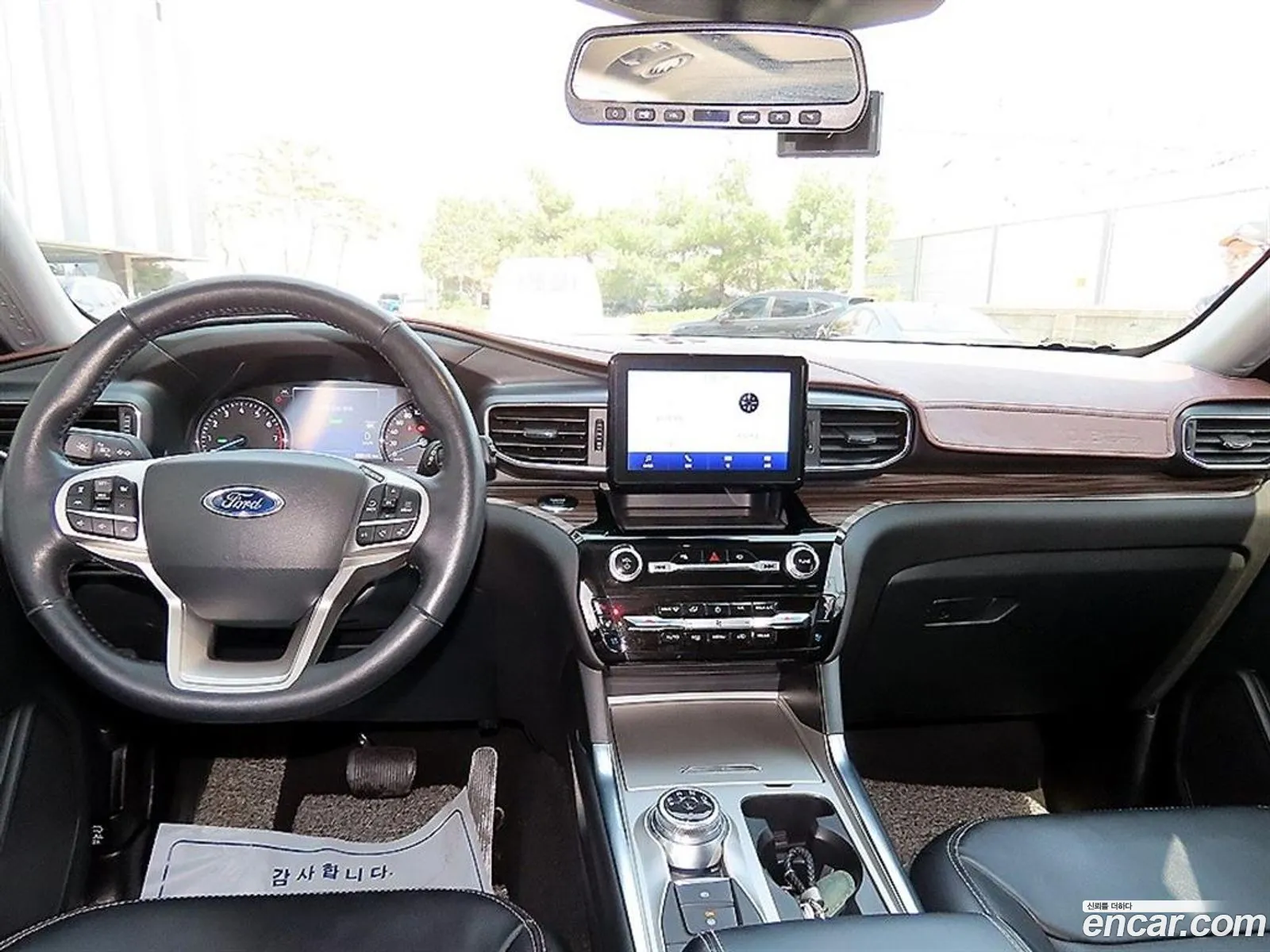 Ford Explorer 6th Gen 2022 — 18