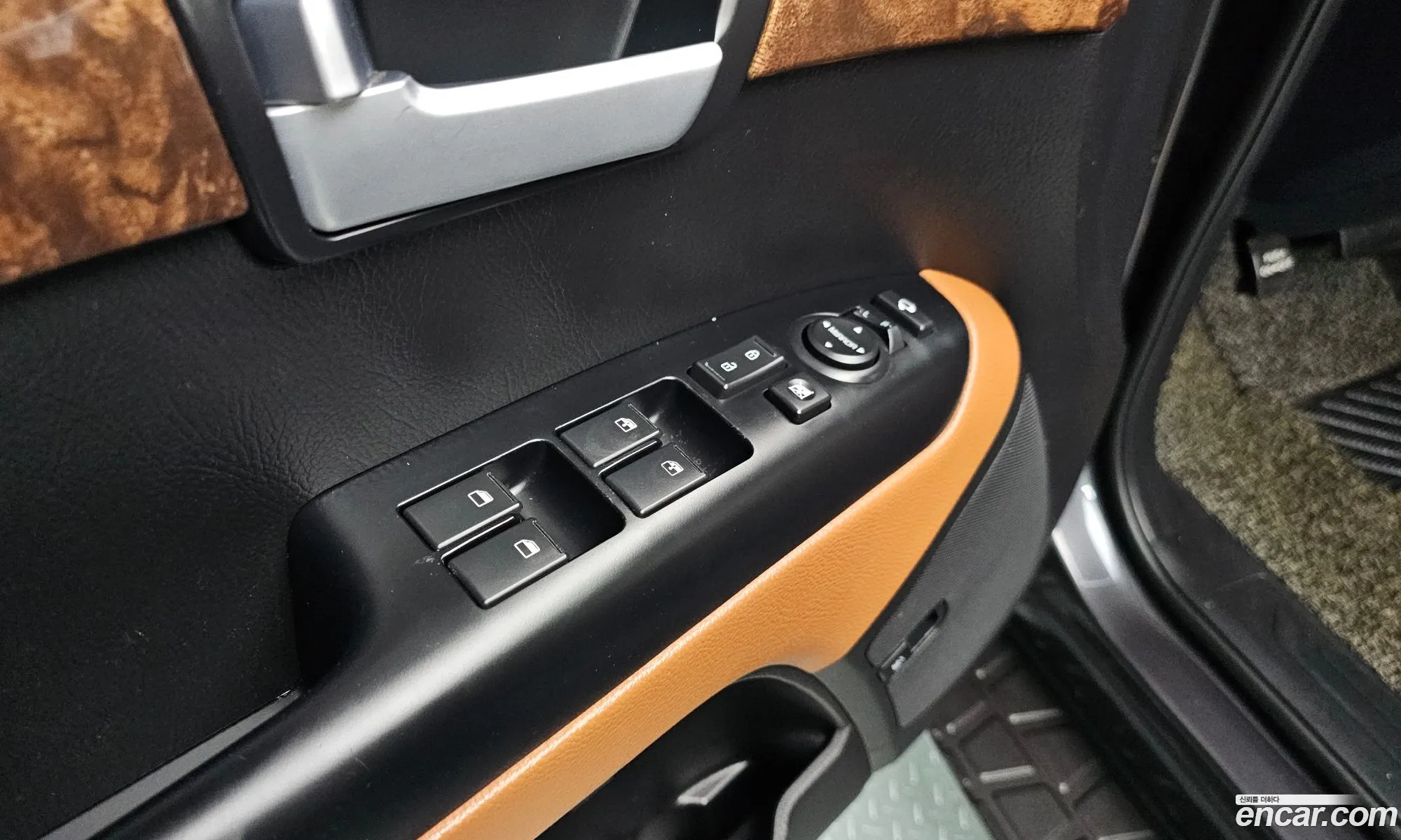 Kia Mohave 2017 — 18