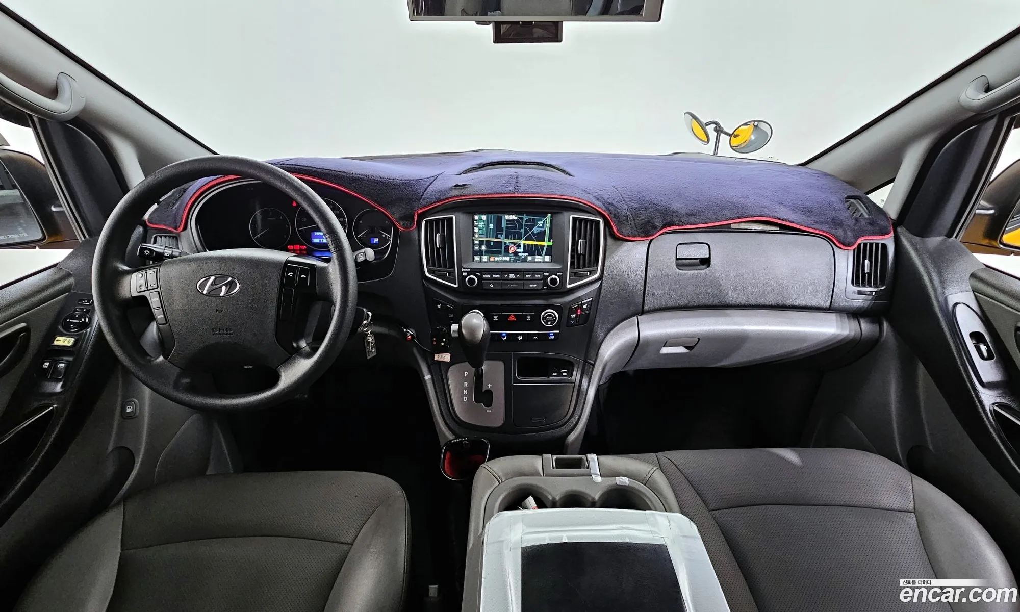 Hyundai Grand Starex 2018 — 15