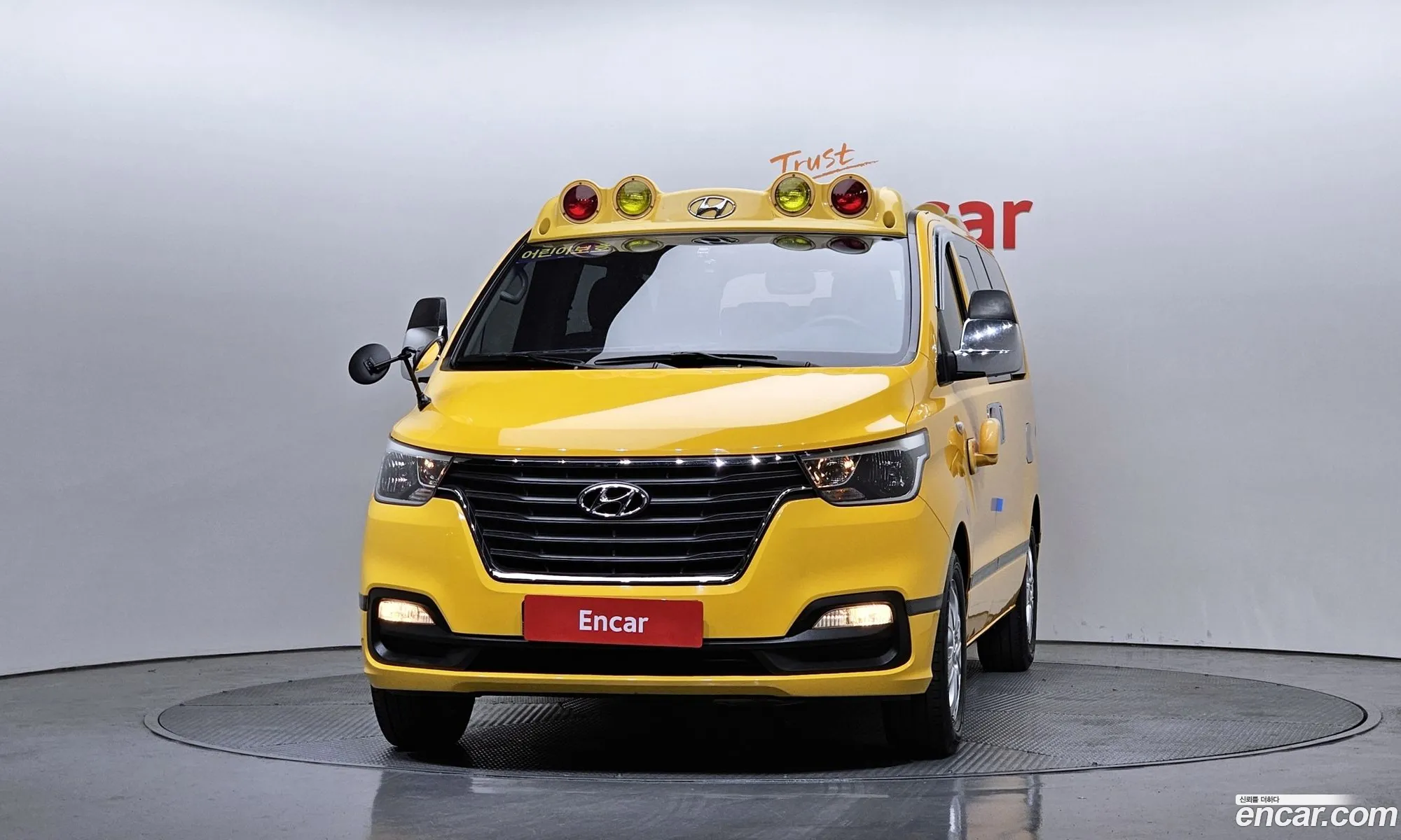 Hyundai Grand Starex 2018 — 12