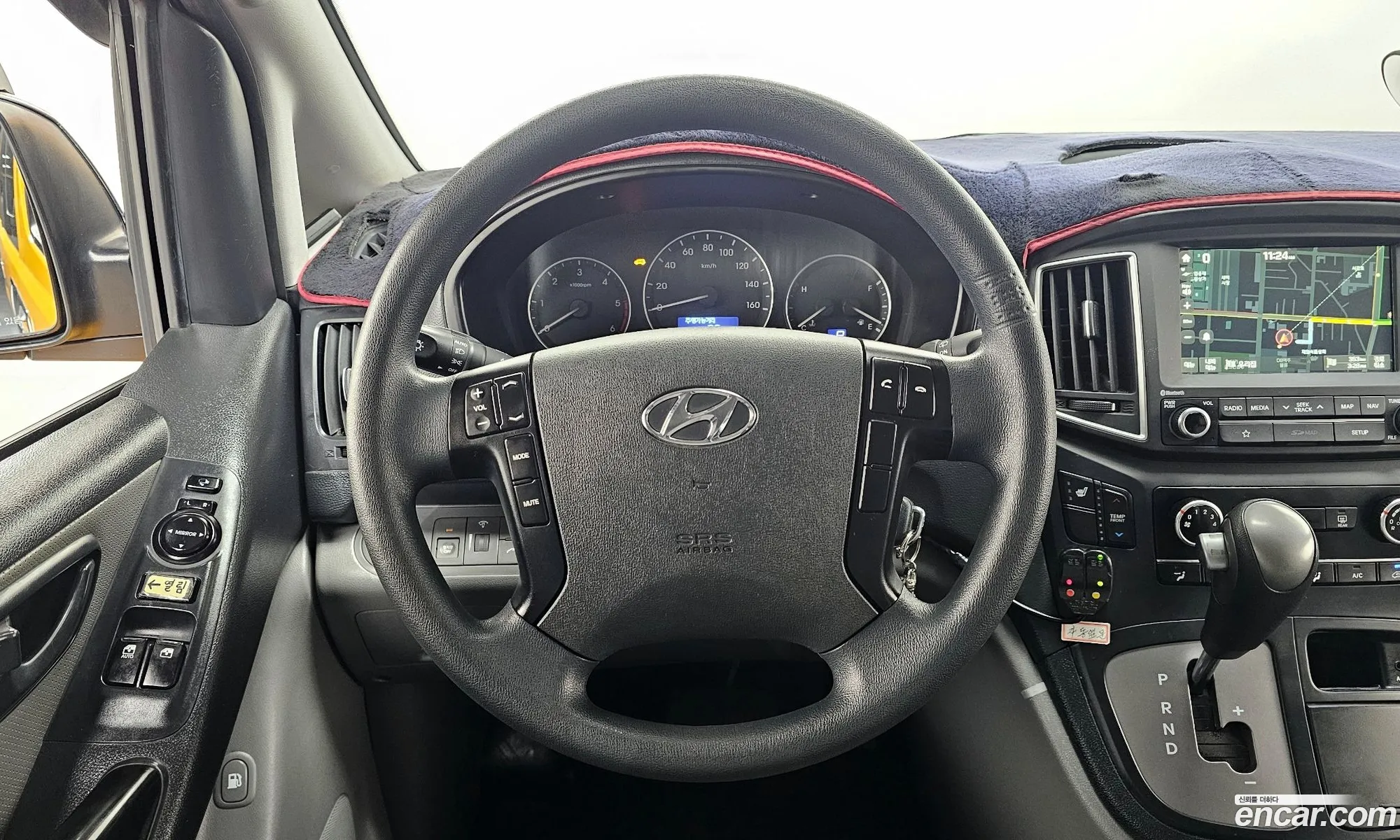 Hyundai Grand Starex 2018 — 11