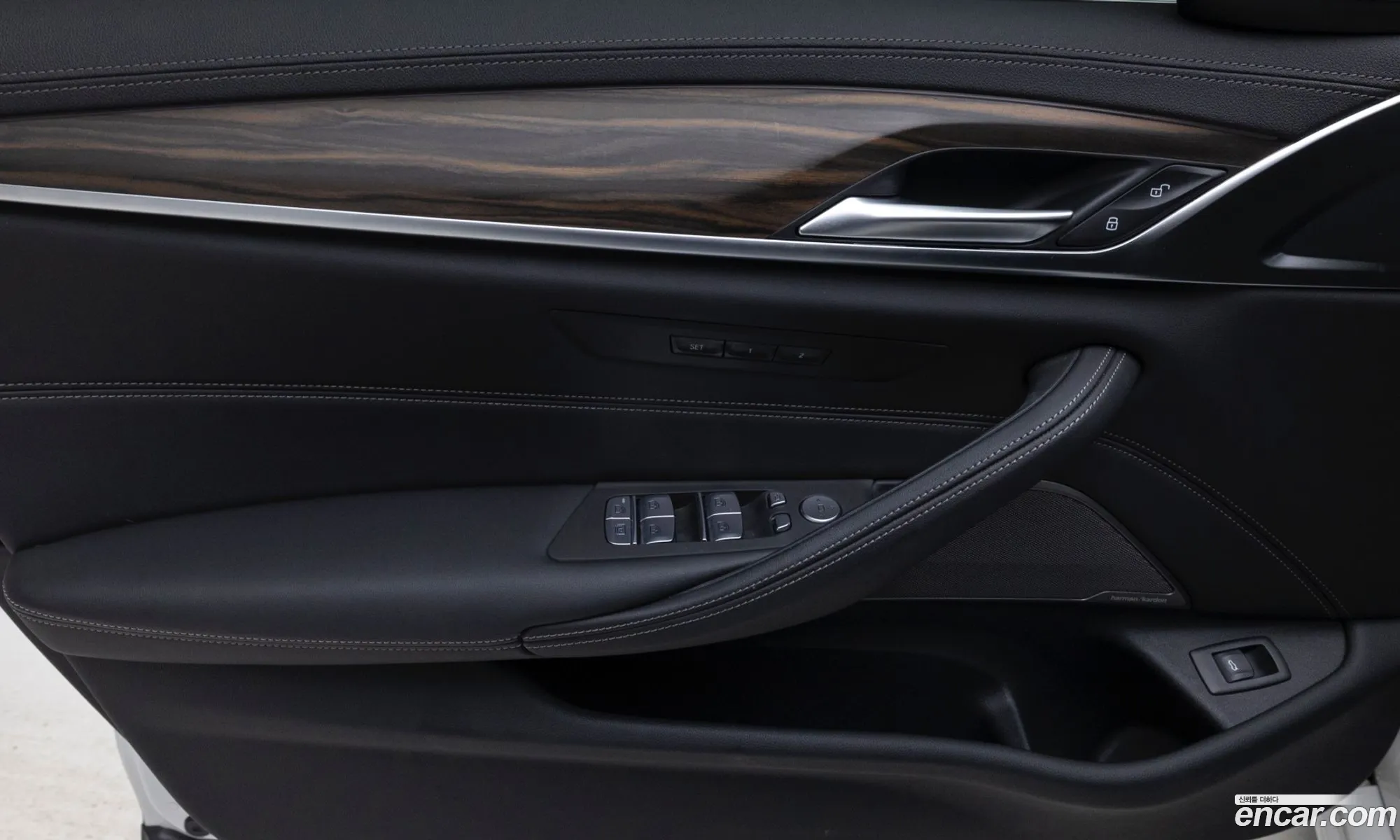 BMW 5 Series 2023 — 18