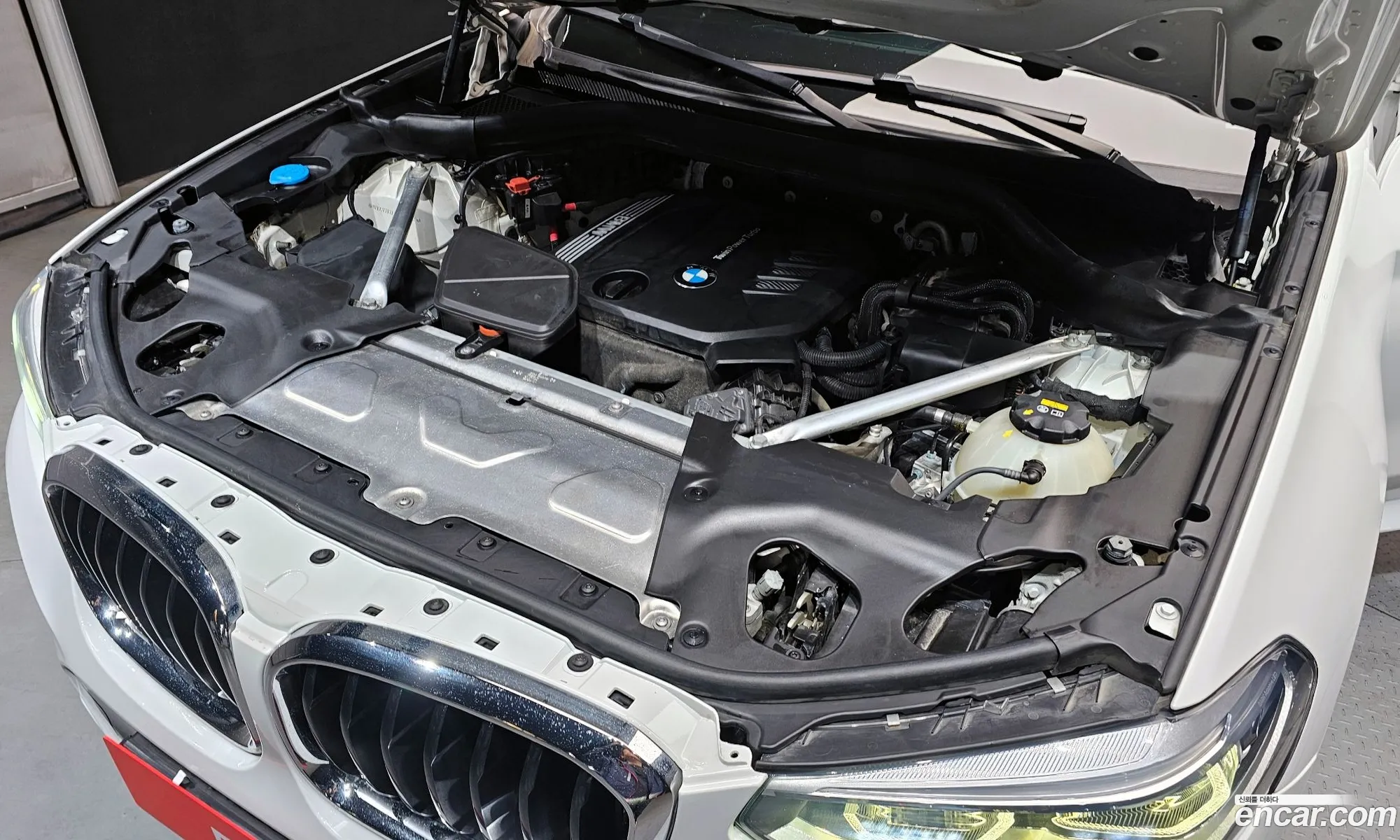 BMW X4 2019 WBAVJ9107K9A42007 — 10