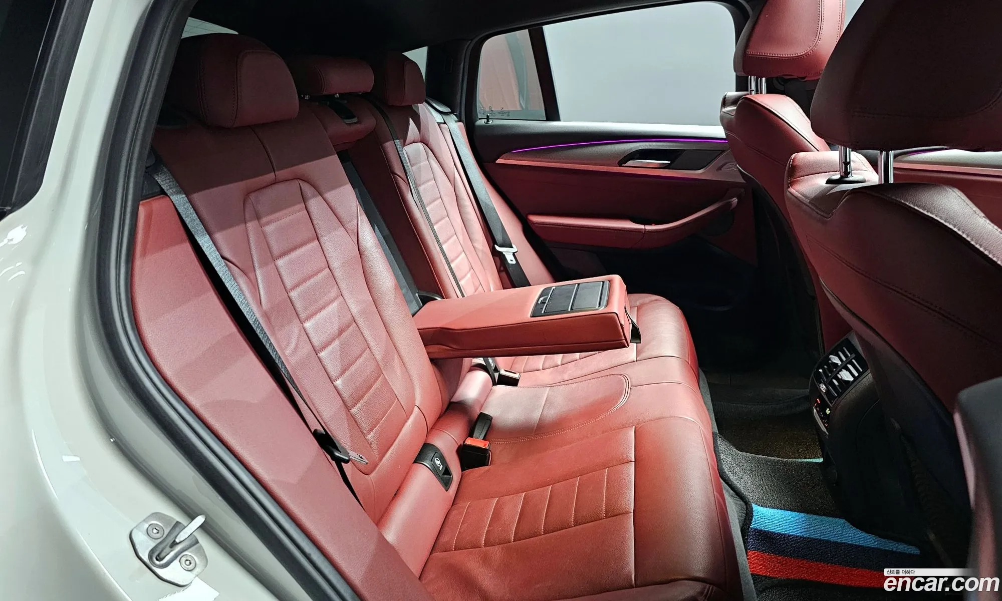 BMW X4 2019 WBAVJ9107K9A42007 — 7