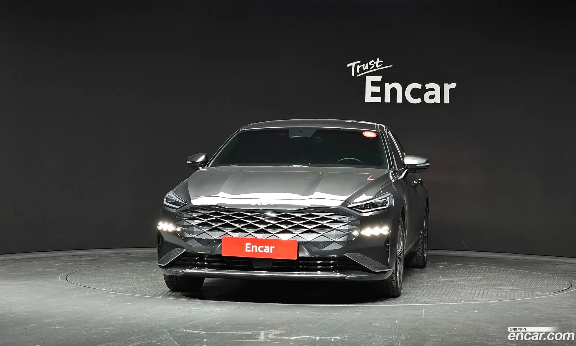 Kia K8 Hybrid 2022 — 4