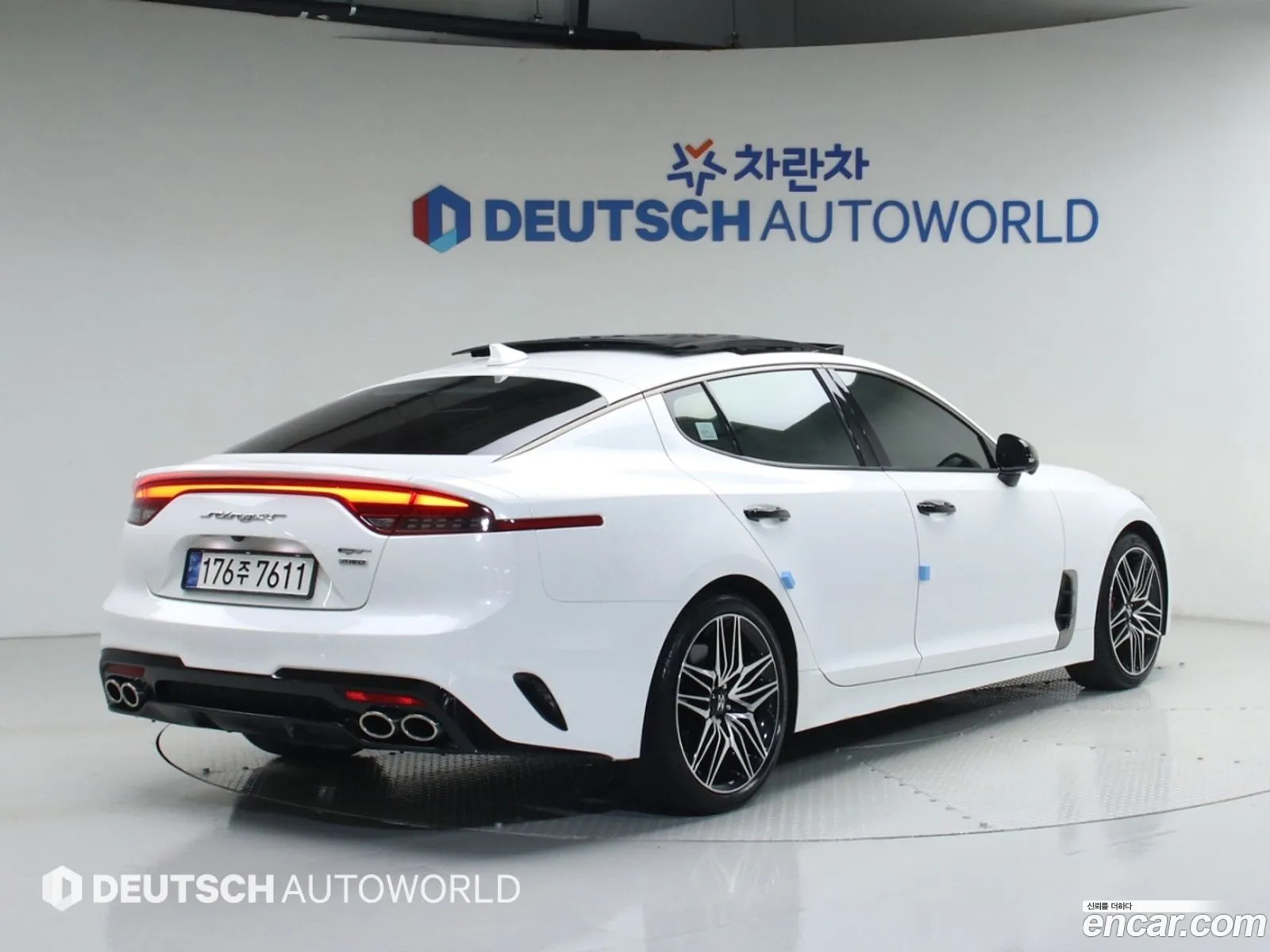 Kia Stinger Meister 2020 — 12