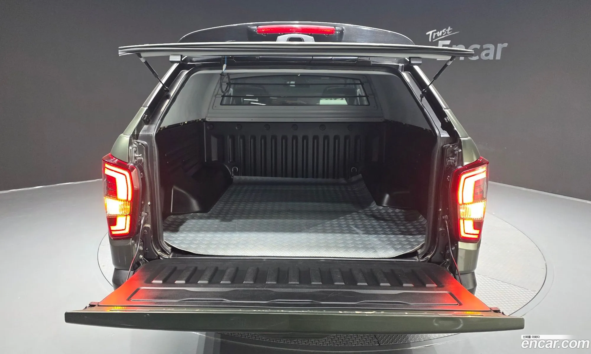 KG Mobility (SsangYong) Rexton Sports Khan 2023 — 19
