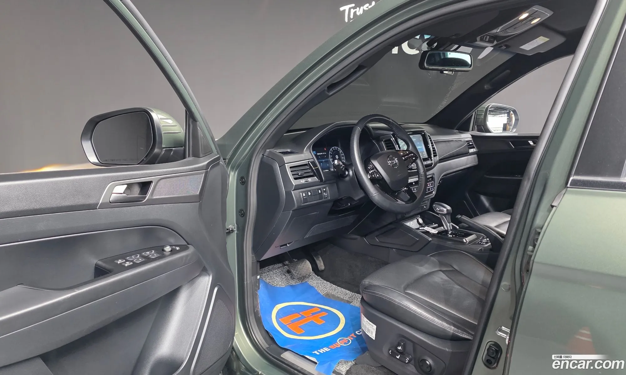 KG Mobility (SsangYong) Rexton Sports Khan 2023 — 3