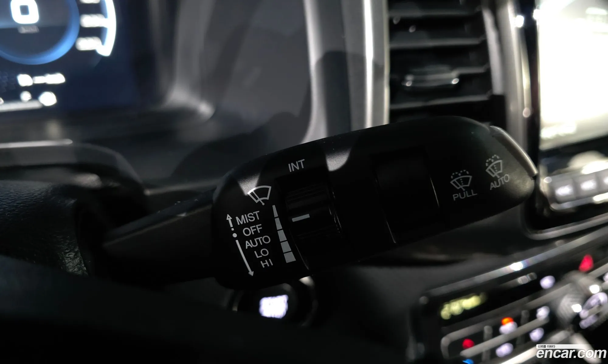 KG Mobility (SsangYong) Rexton Sports Khan 2023 — 15