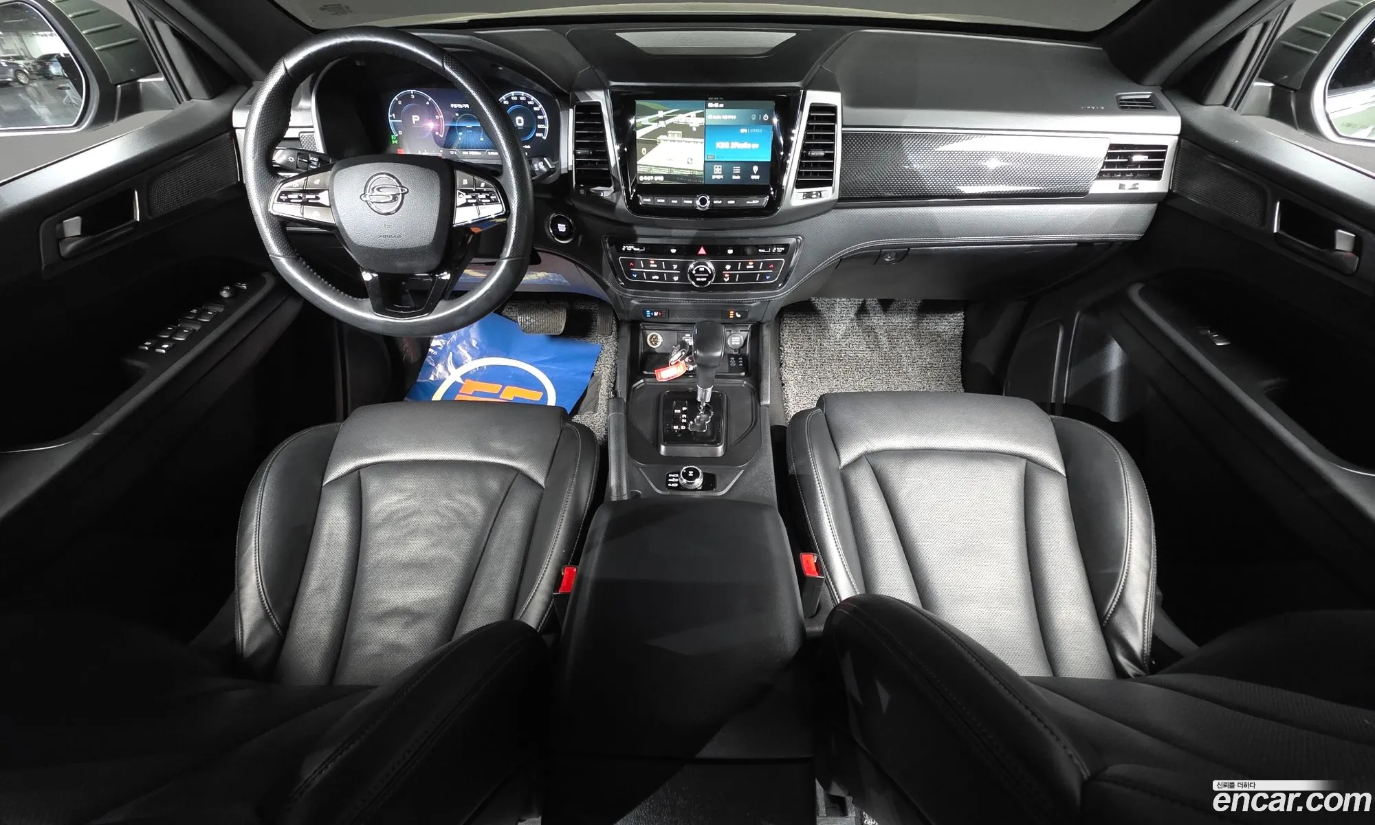 KG Mobility (SsangYong) Rexton Sports Khan 2023 — 12