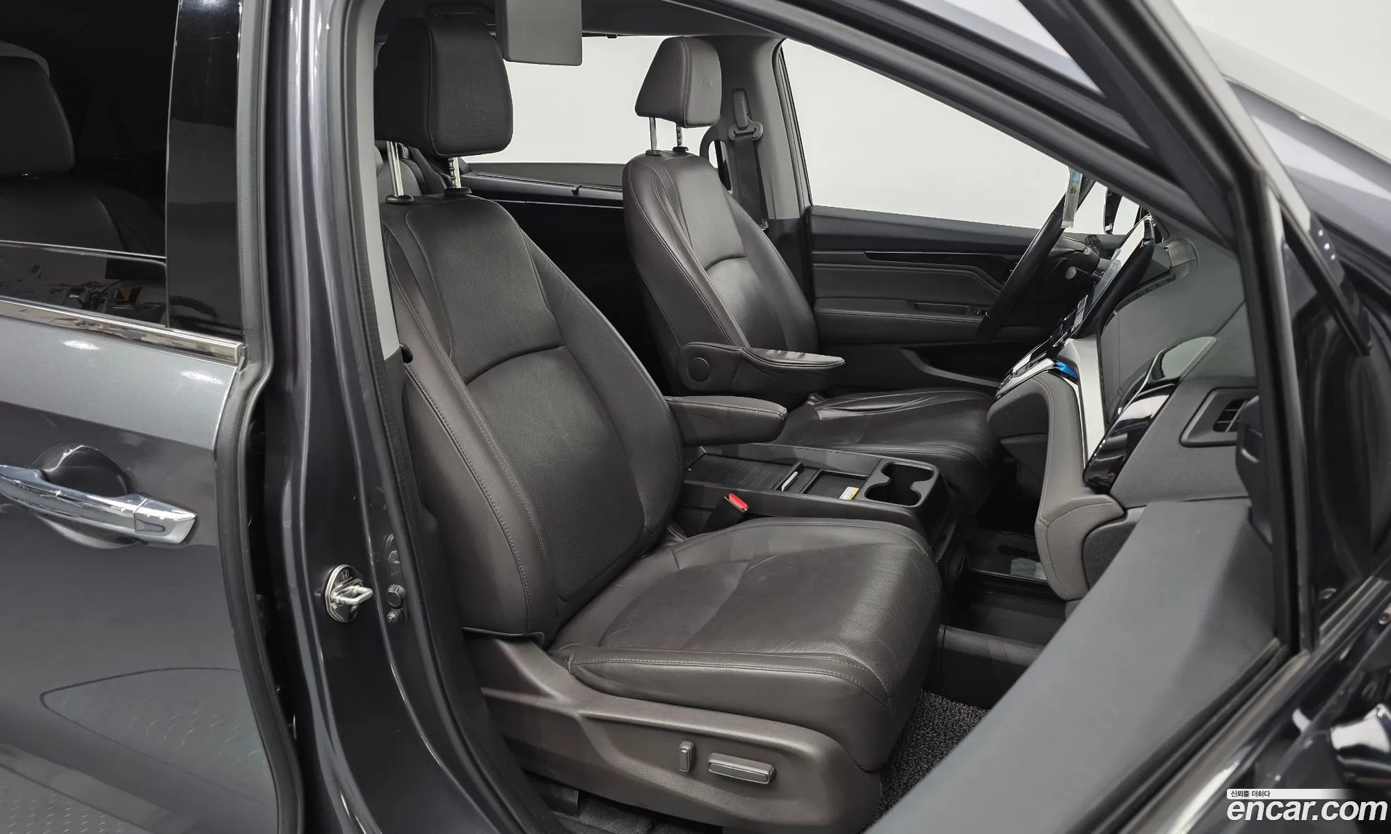 Honda Odyssey 2018 5KBRL6880KB600479 — 19