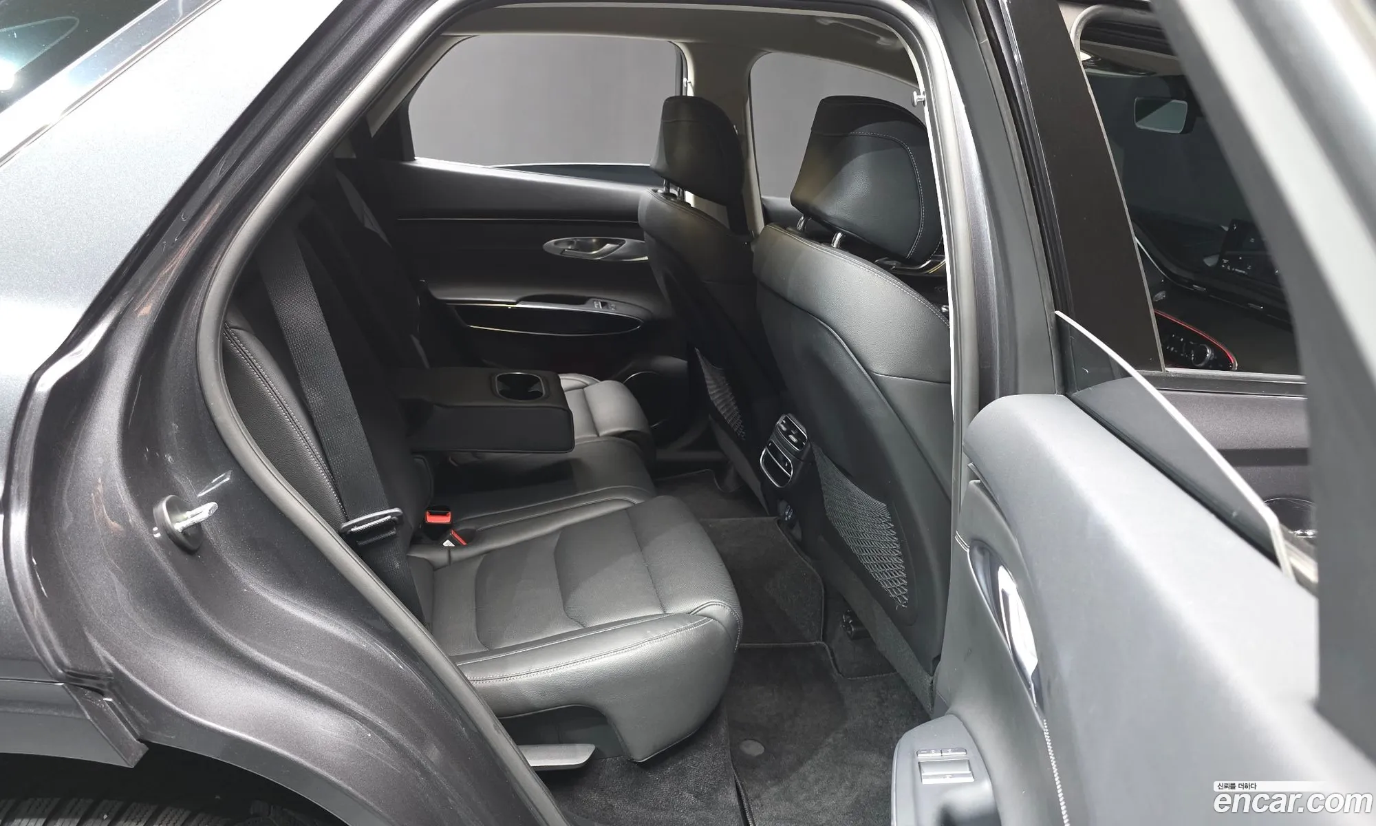 Genesis GV70 2021 — 15