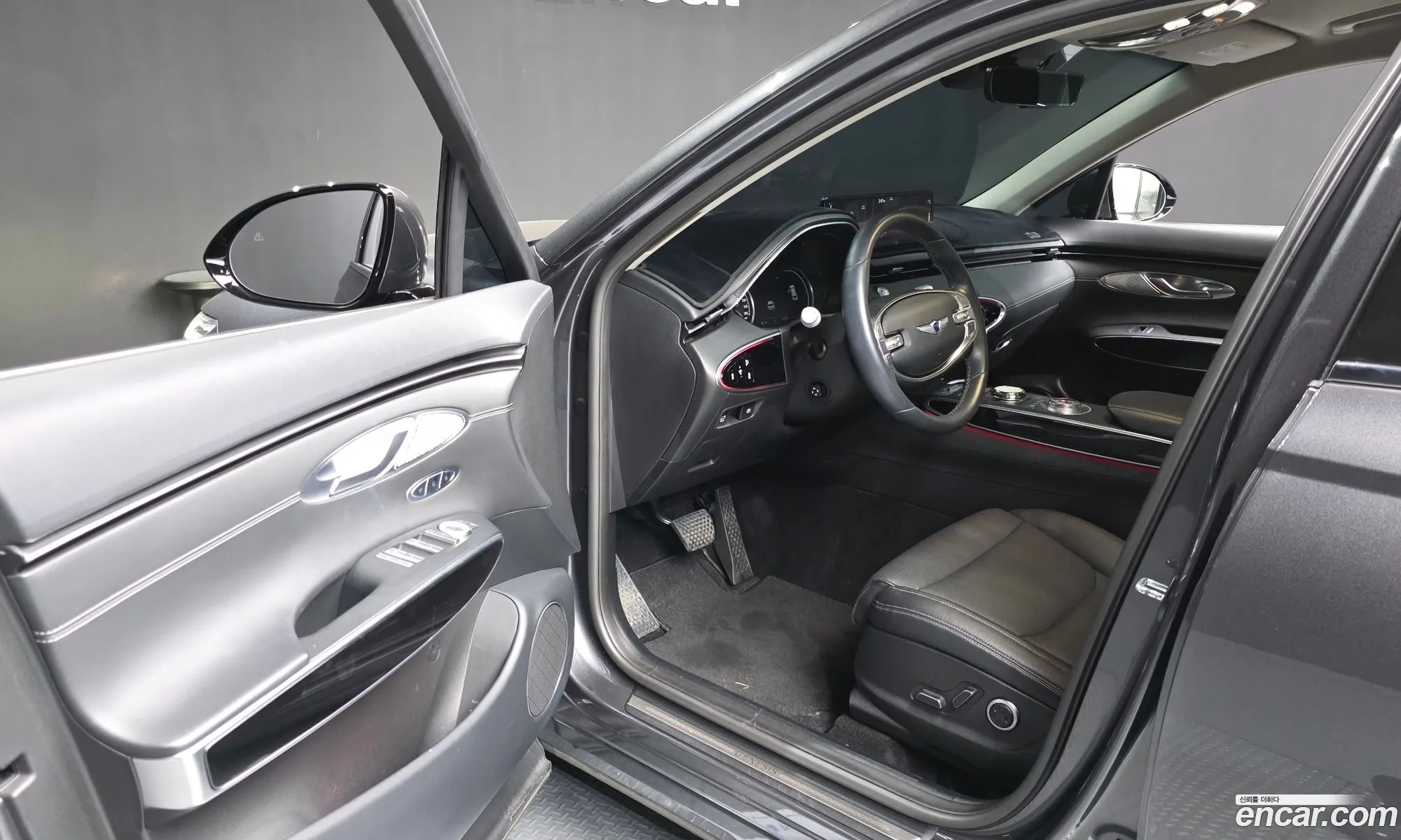 Genesis GV70 2021 — 17