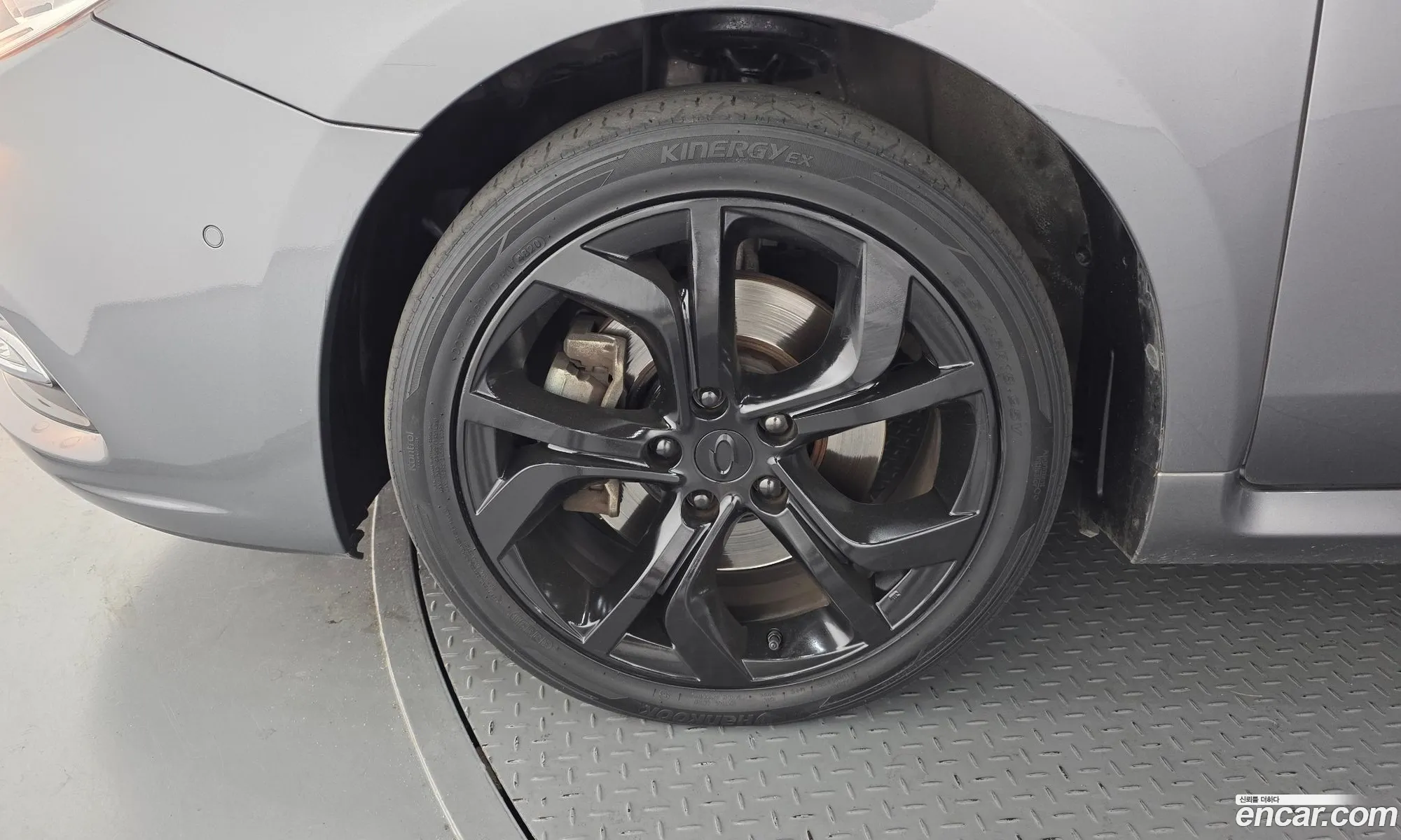 Renault Korea (Samsung) SM7 Nova 2015 — 11
