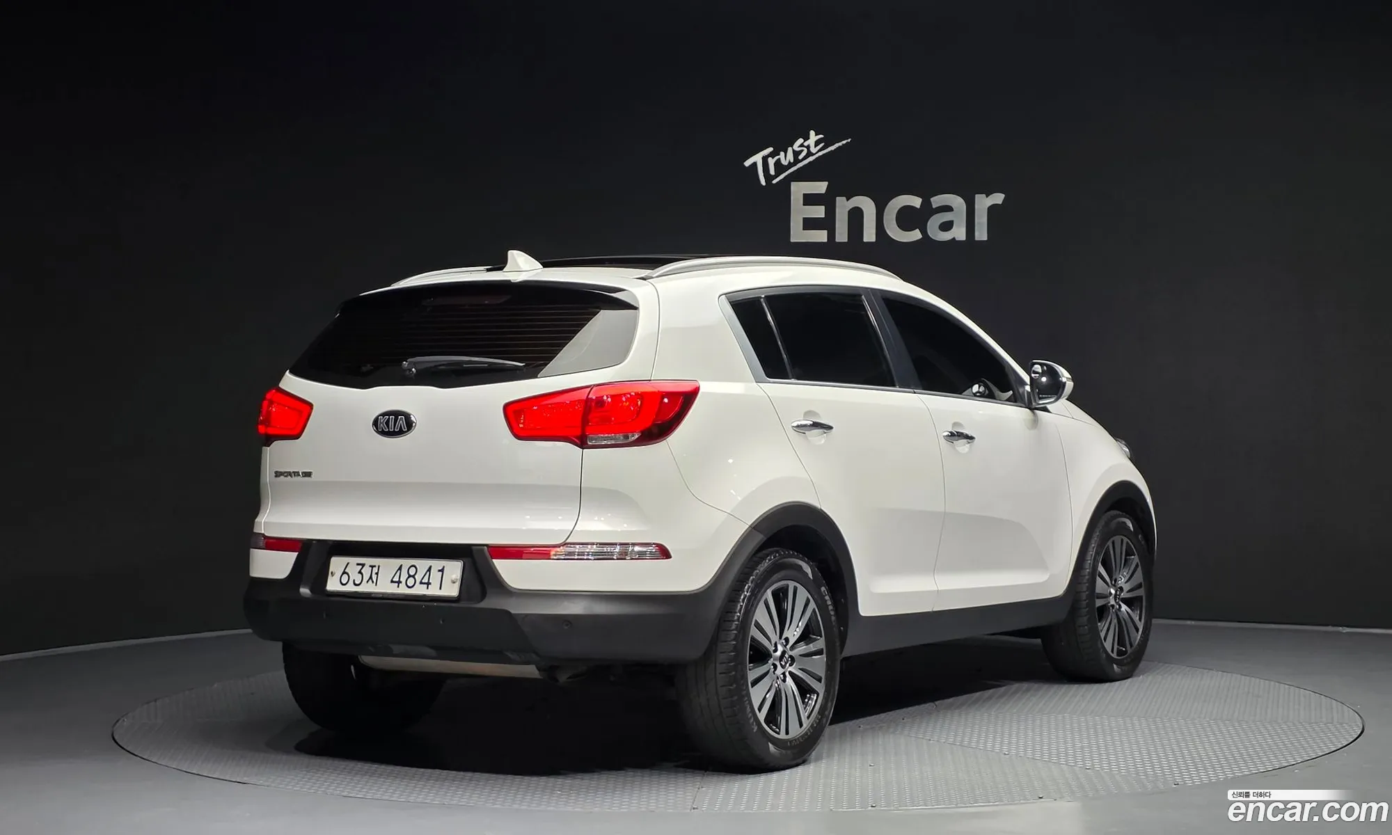 Kia Sportage R 2014 — 19