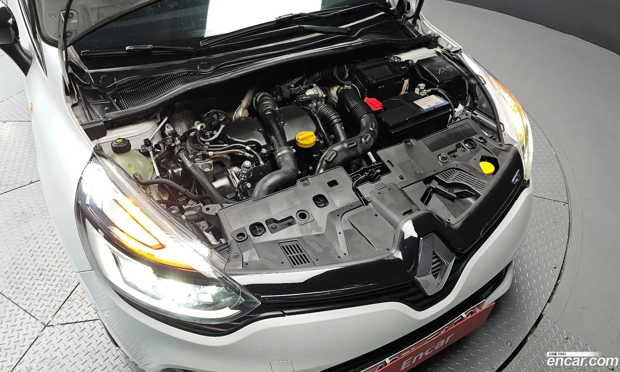 Renault Korea (Samsung) Clio 2018 — 17