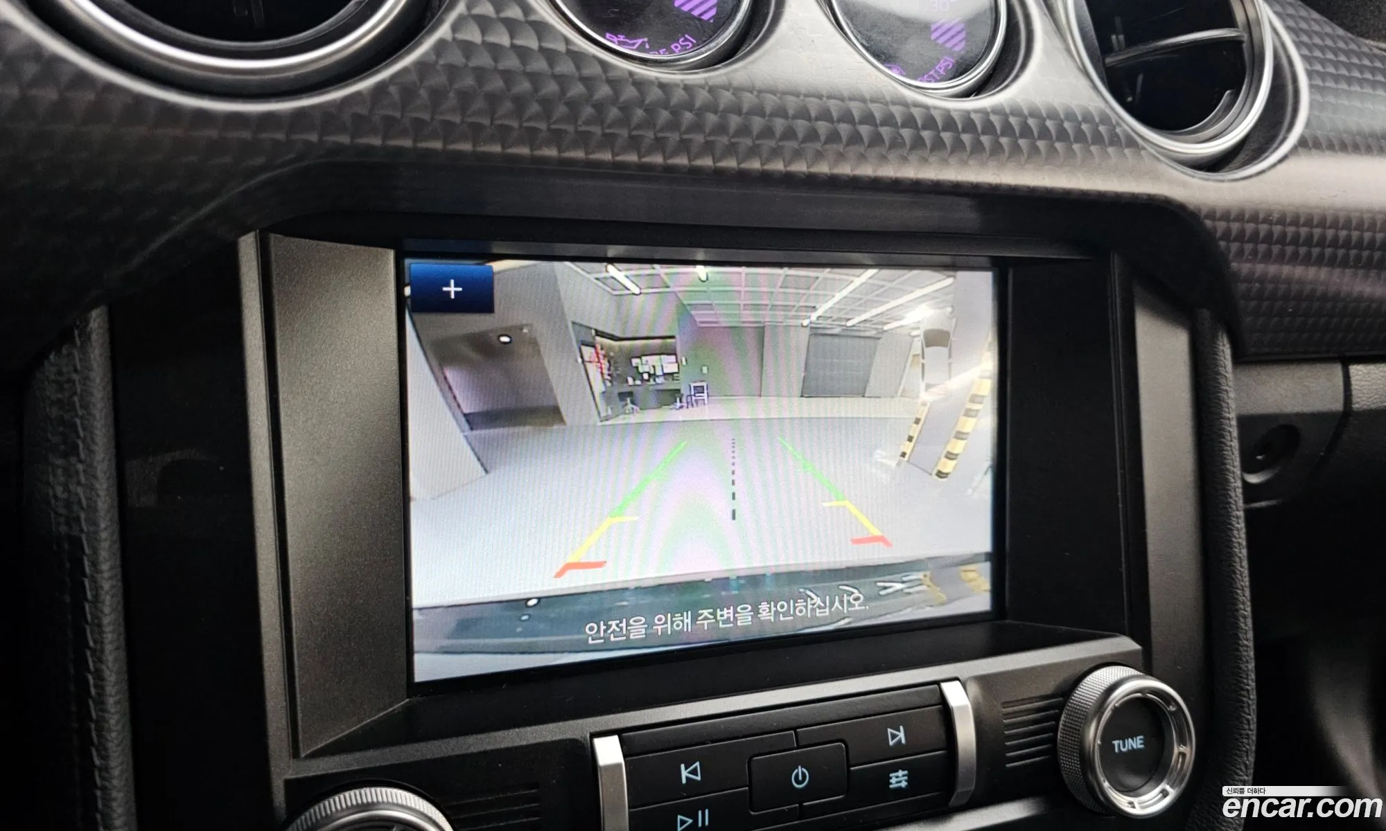 Ford Mustang 2019 1FA6P8TH — 9