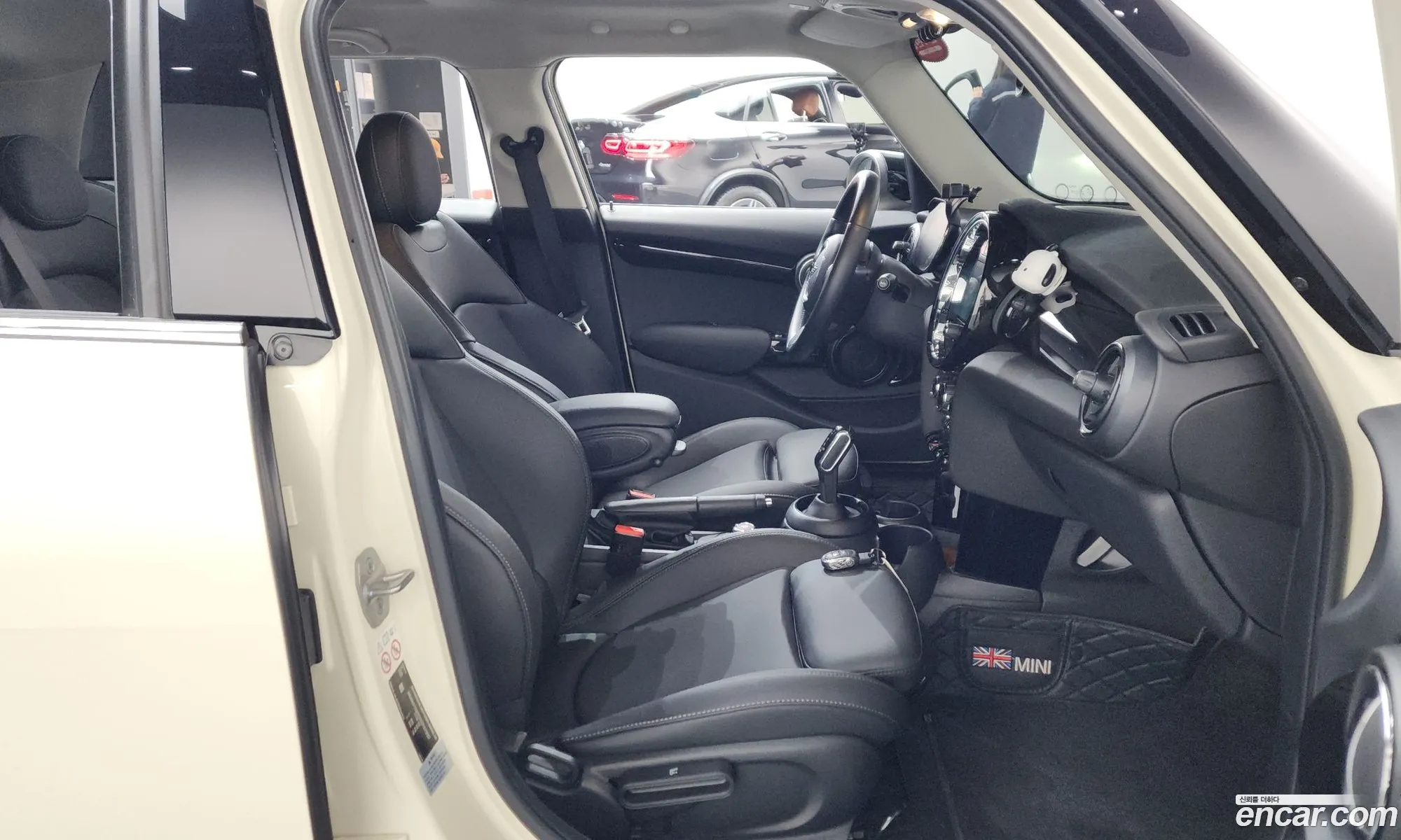 Mini Cooper 2021 WMW41DK05N2P87992 — 3