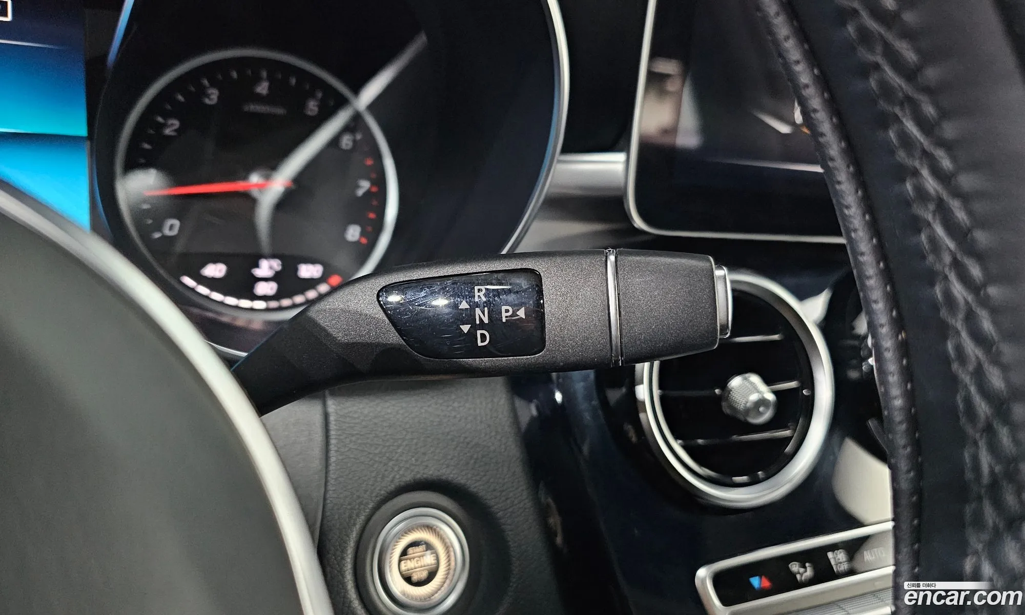 Mercedes-Benz C-Class W205 2020 — 17