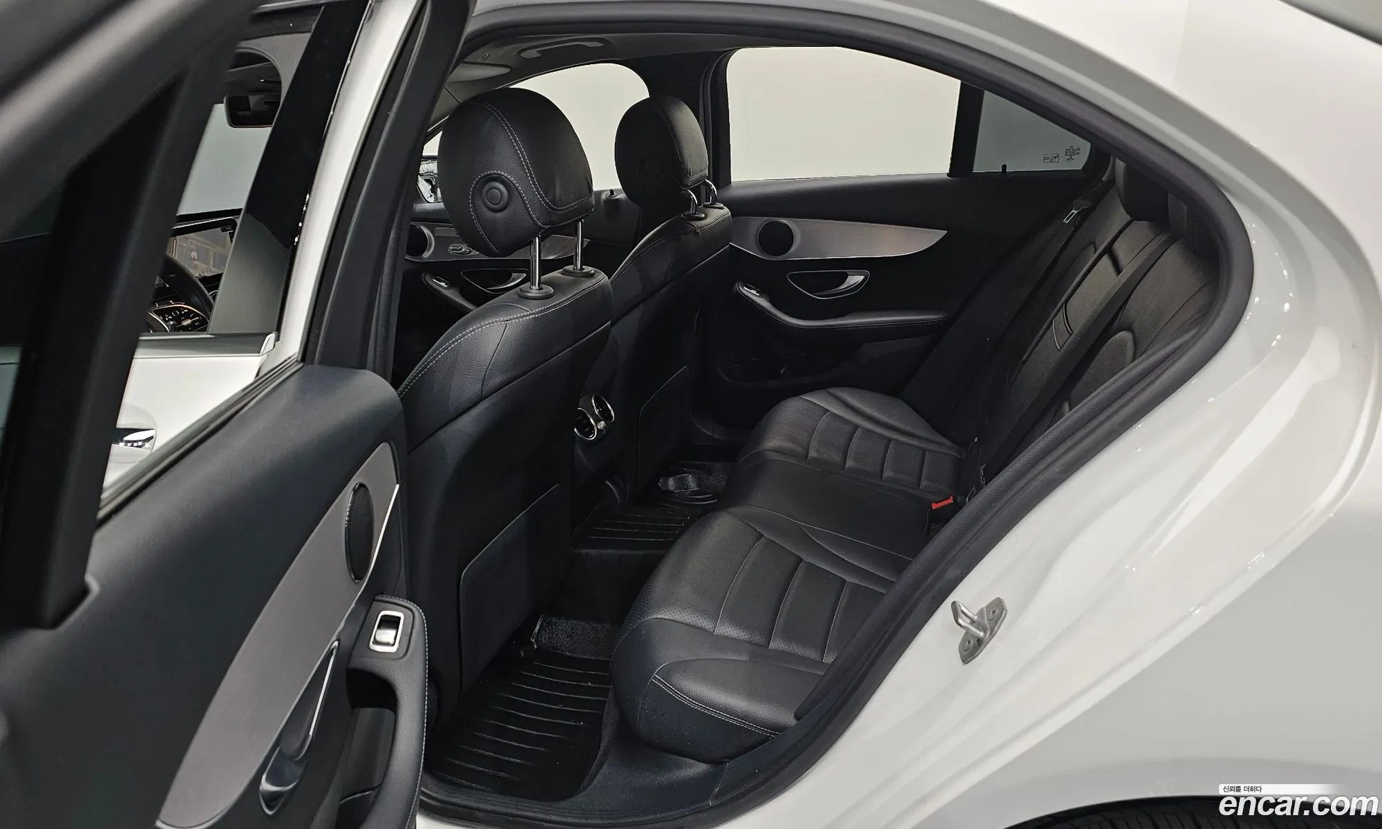 Mercedes-Benz C-Class W205 2020 — 9