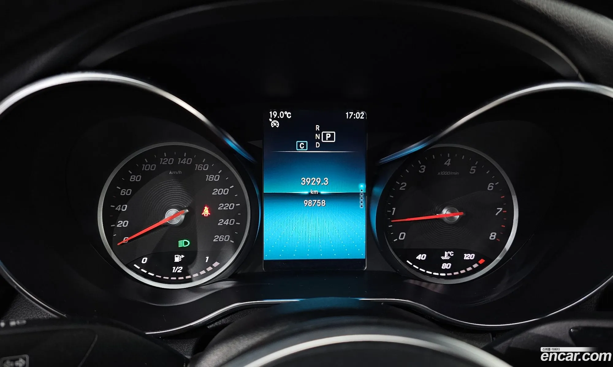 Mercedes-Benz C-Class W205 2020 — 16