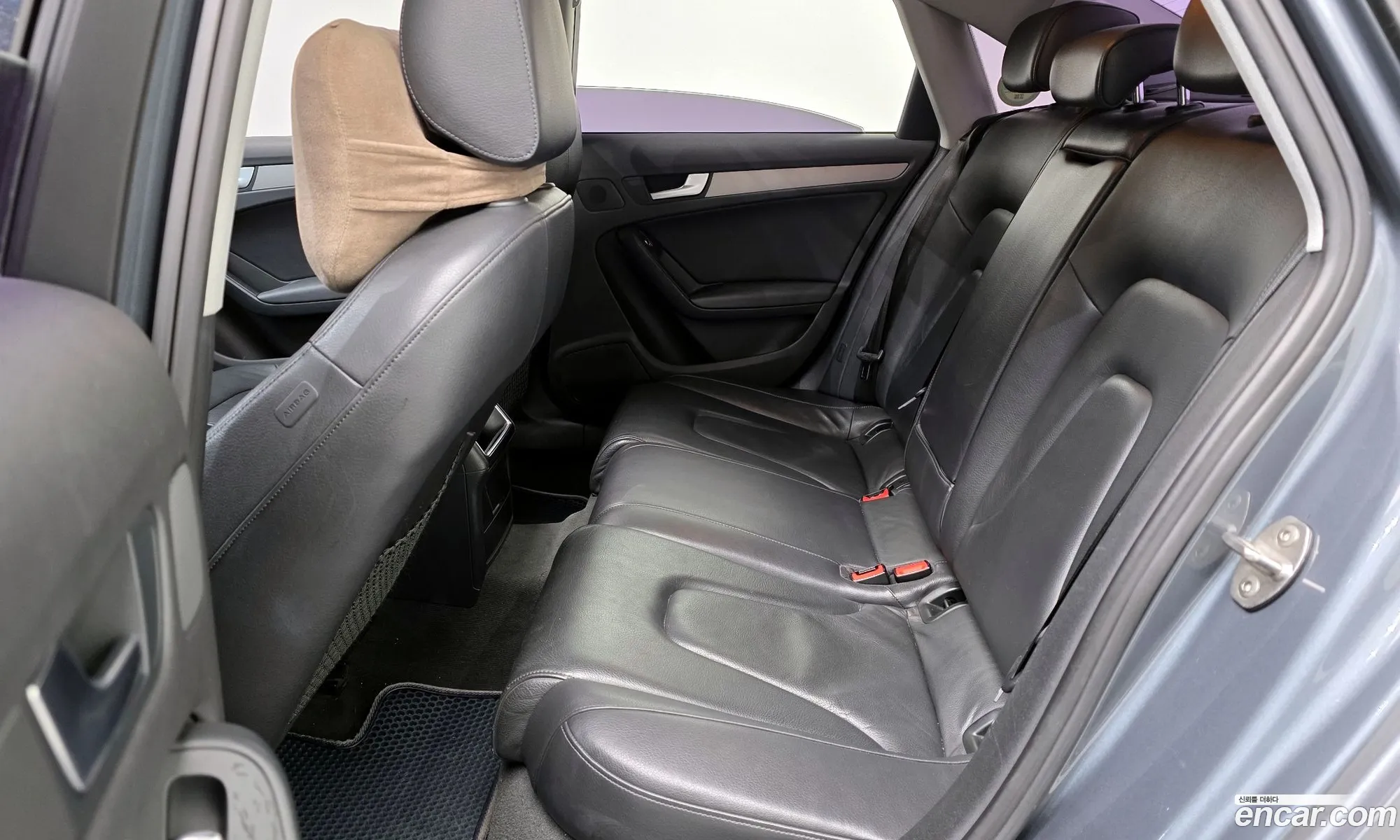 Audi A4 2012 — 15