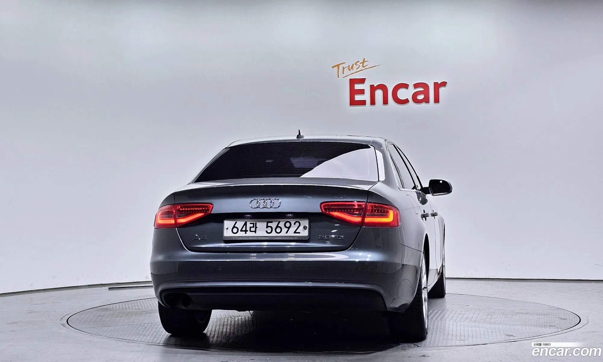 Audi A4 2012 — 2