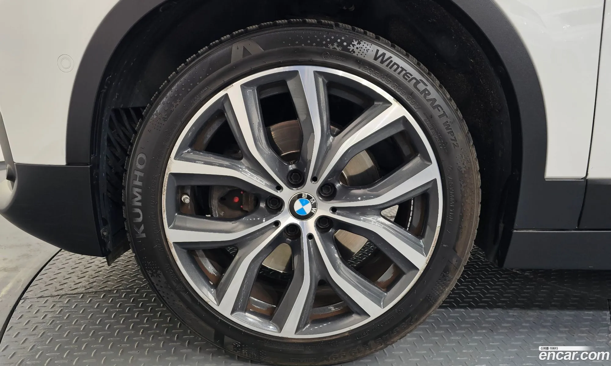 BMW X2 2019 WBA11DF0XL5P19941 — 13