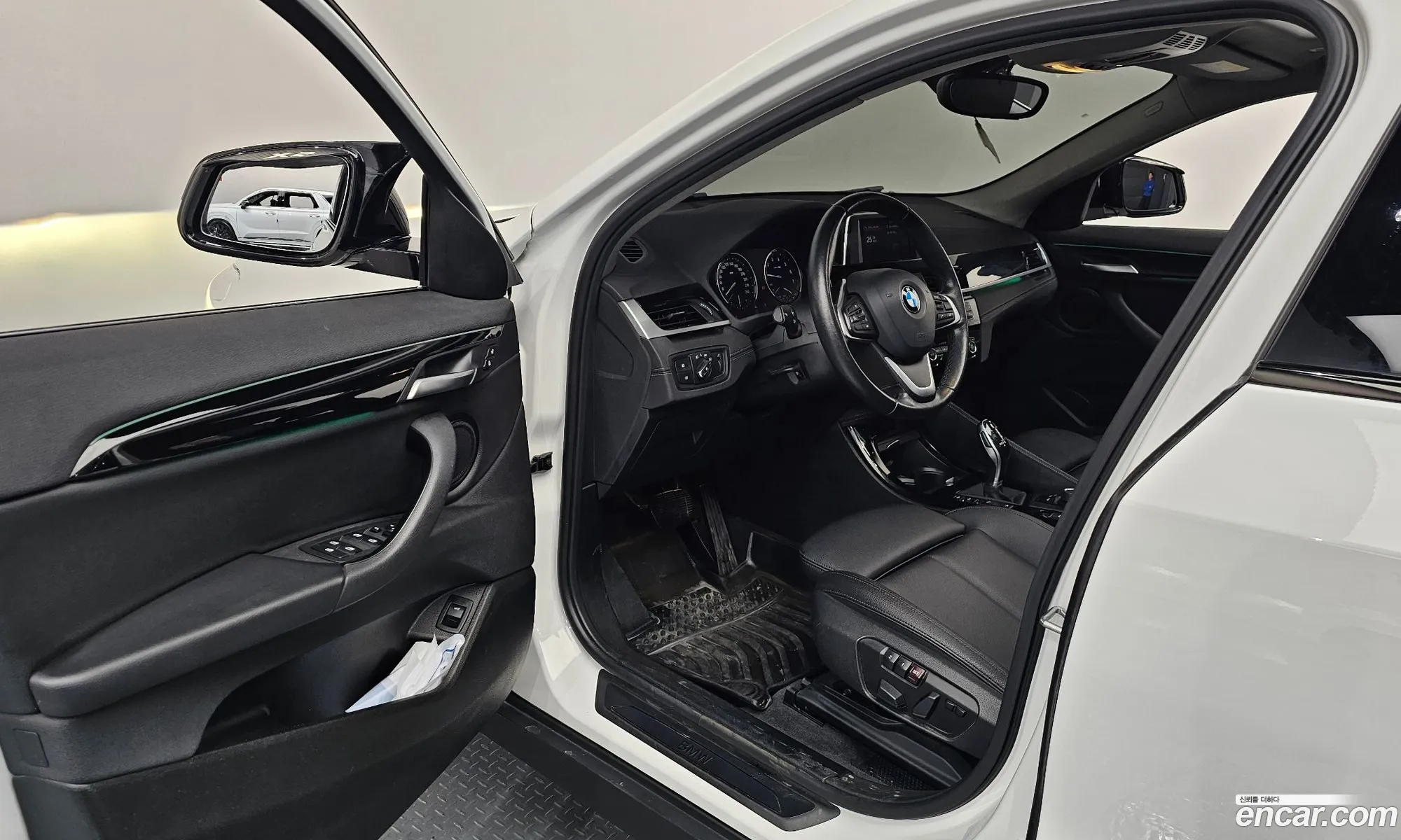BMW X2 2019 WBA11DF0XL5P19941 — 19