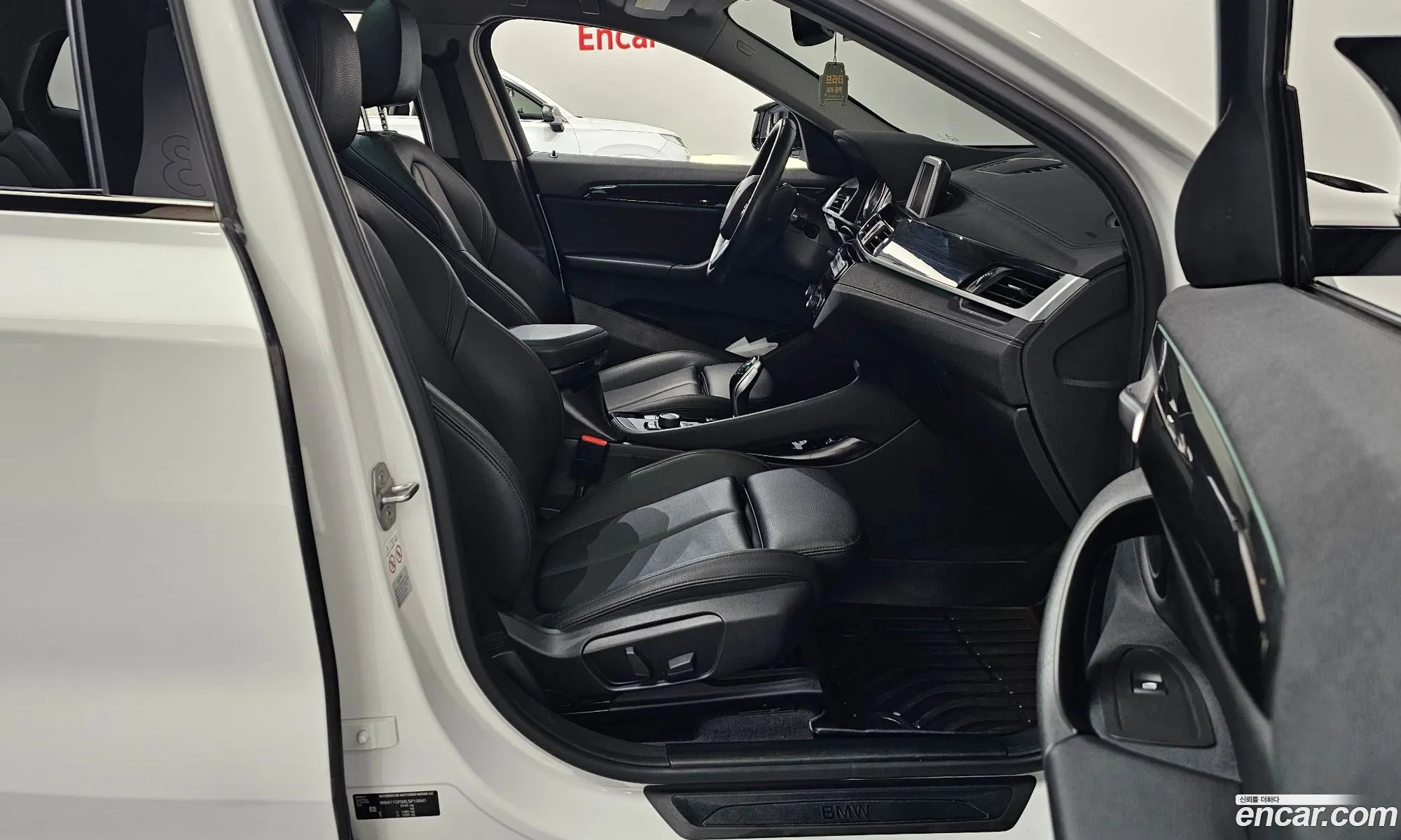 BMW X2 2019 WBA11DF0XL5P19941 — 20