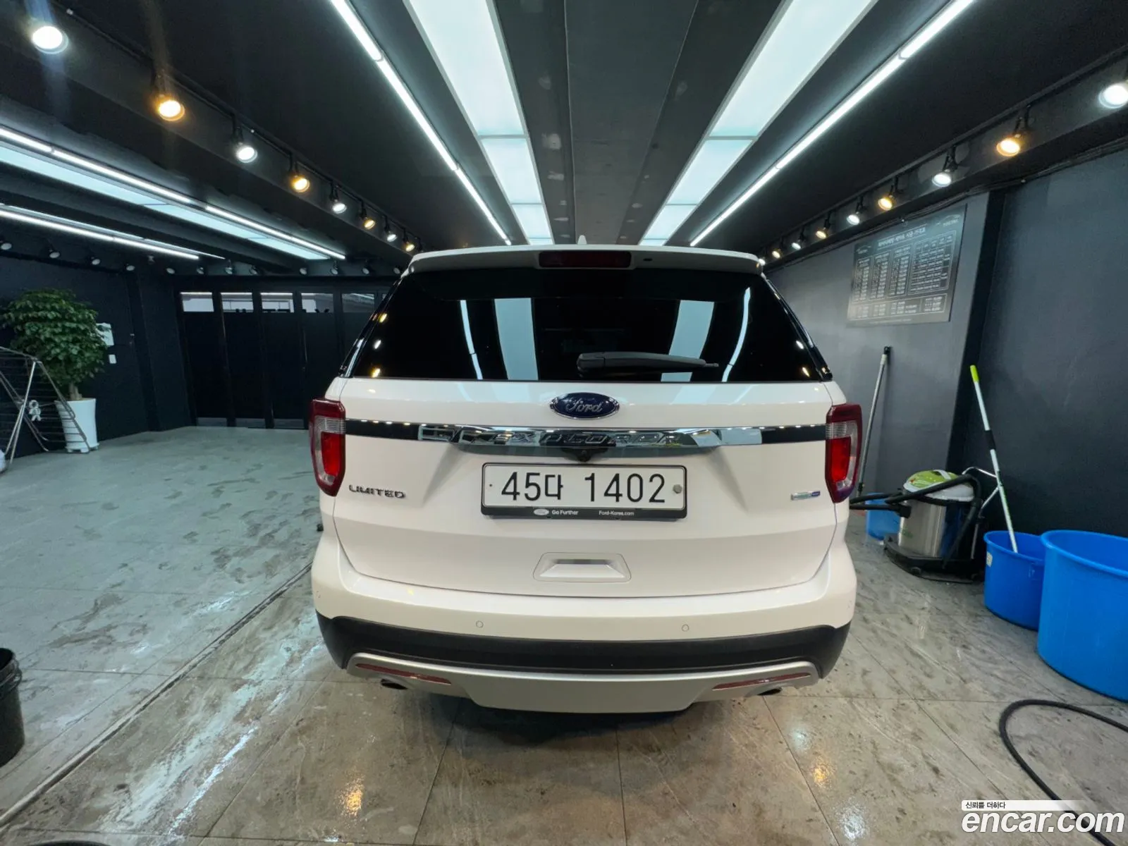 Ford Explorer 2017 — 15