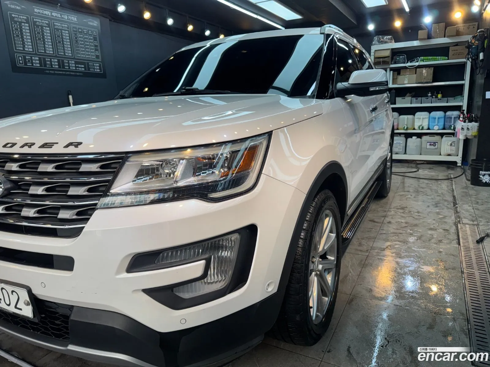 Ford Explorer 2017 — 11