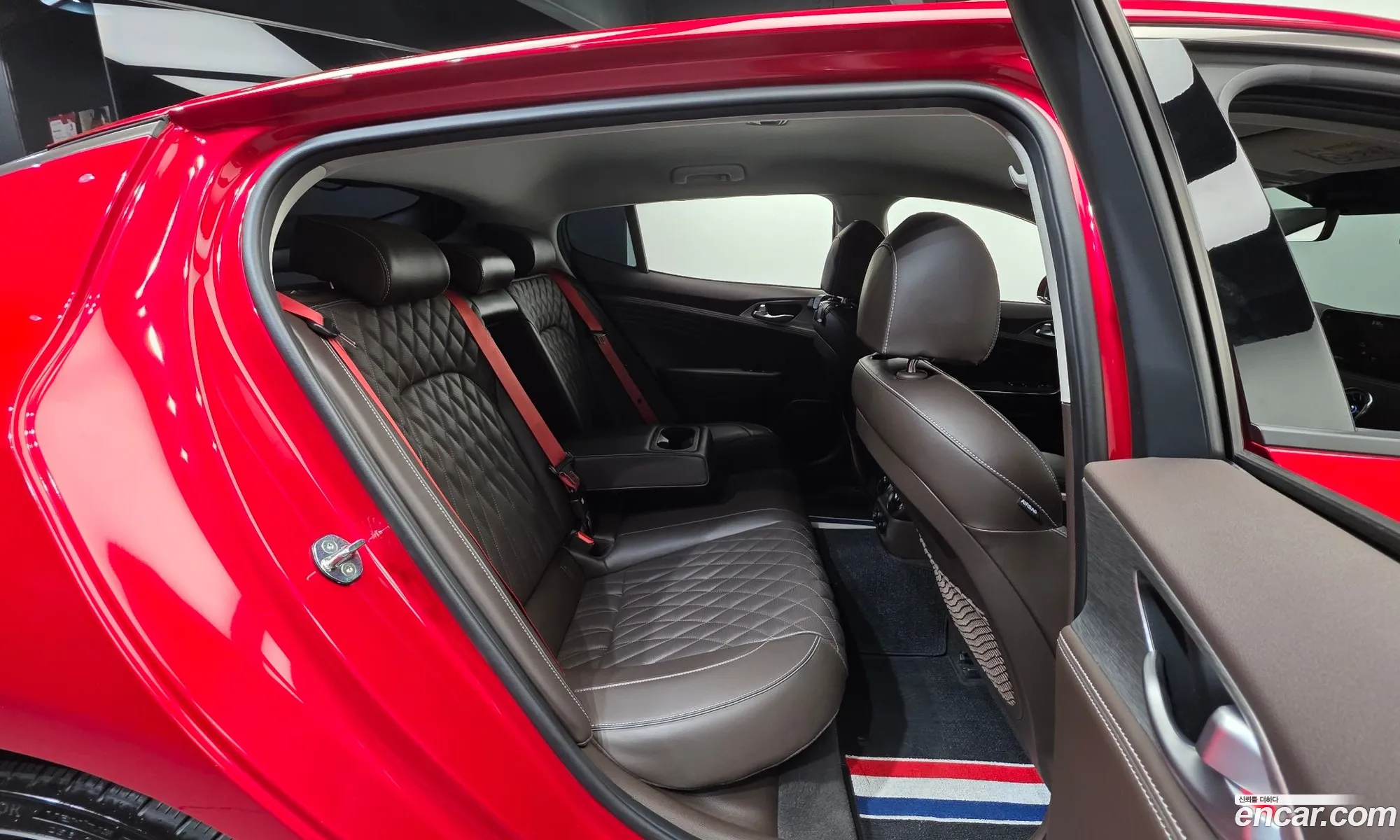 Kia Stinger Meister 2021 — 16