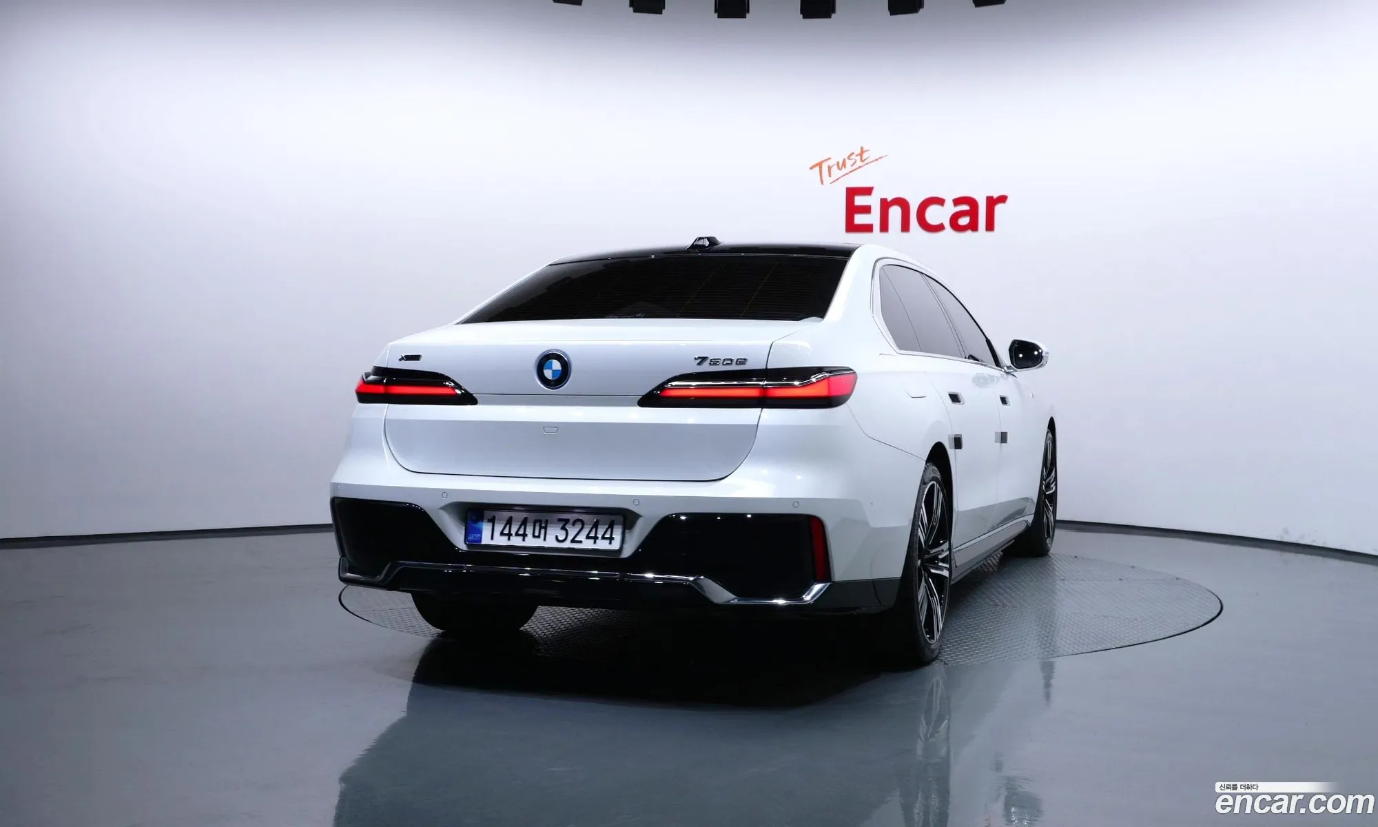 BMW 7 Series 2023 — 12